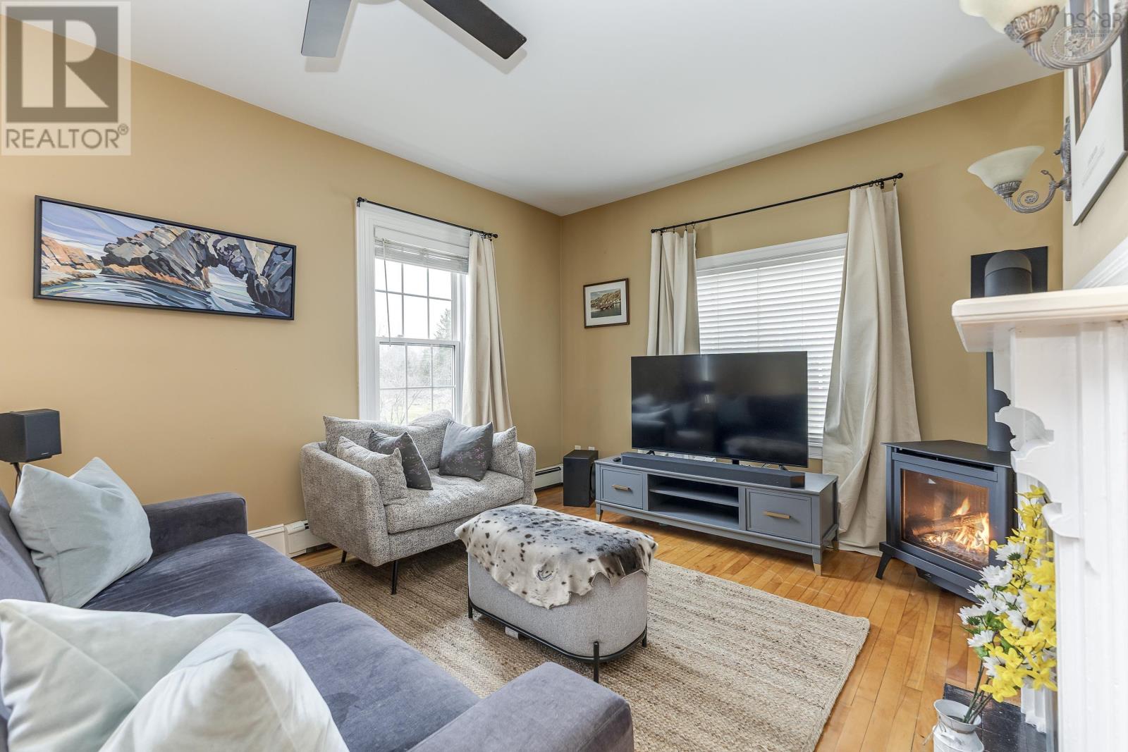 Photo 18 of 1273 North Main Street, Westville NS