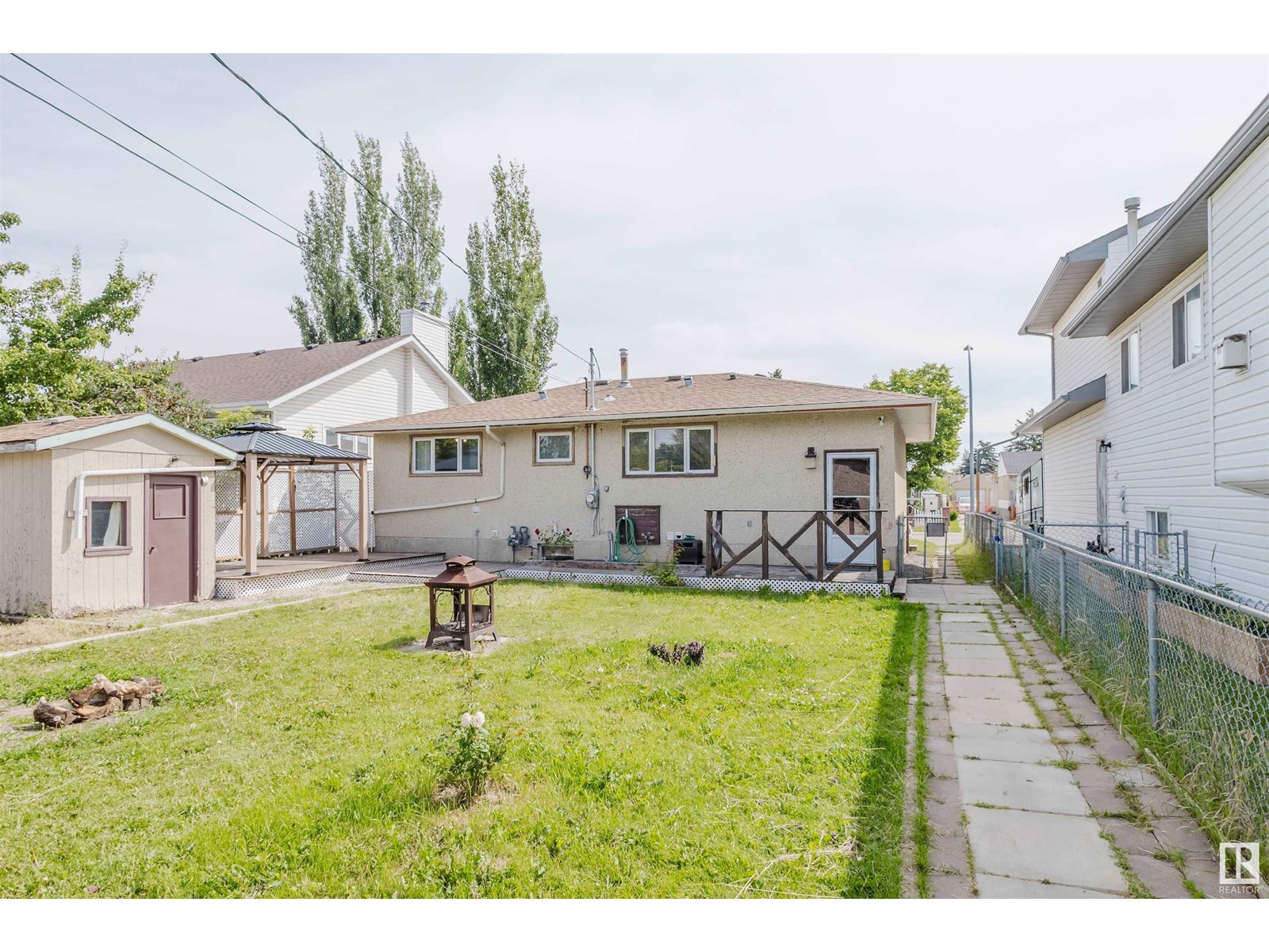 Photo 30 of 10926 153 St Nw, Edmonton AB