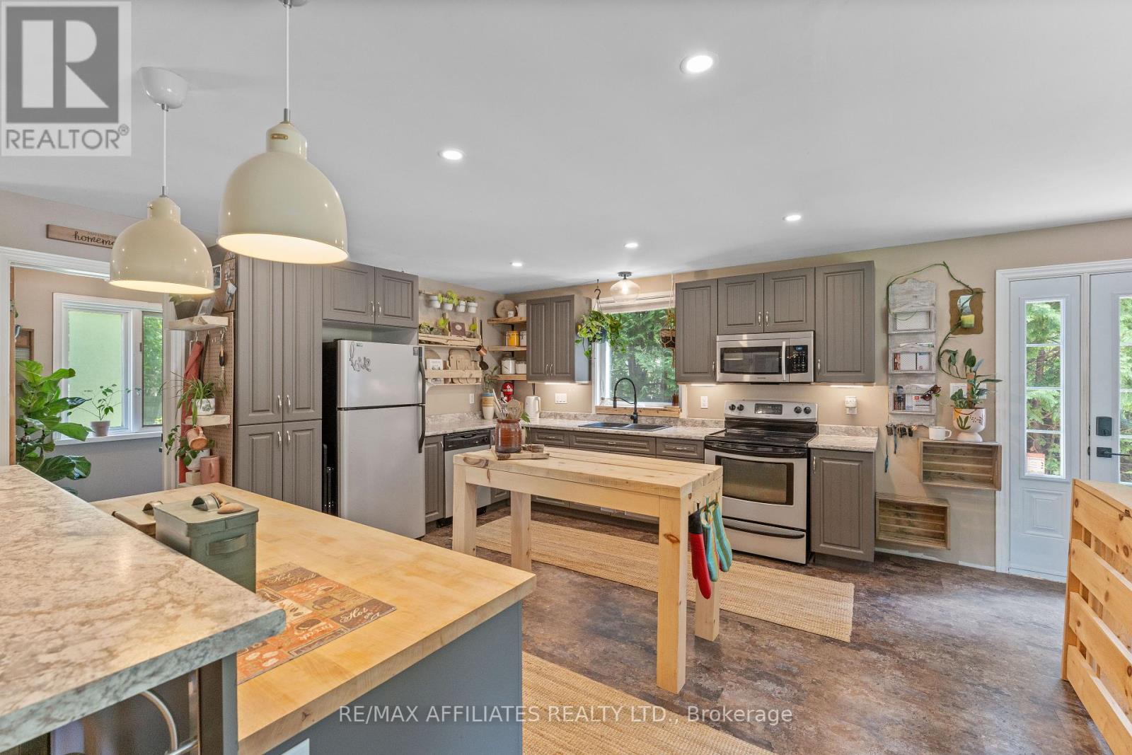 Photo 10 of 2292 Eady Road, Horton ON