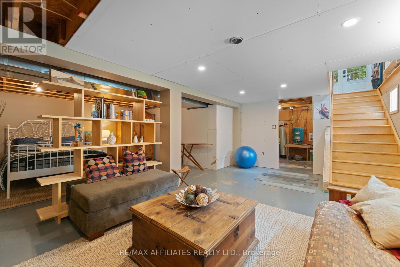 Photo 28 of 2292 Eady Road, Horton ON
