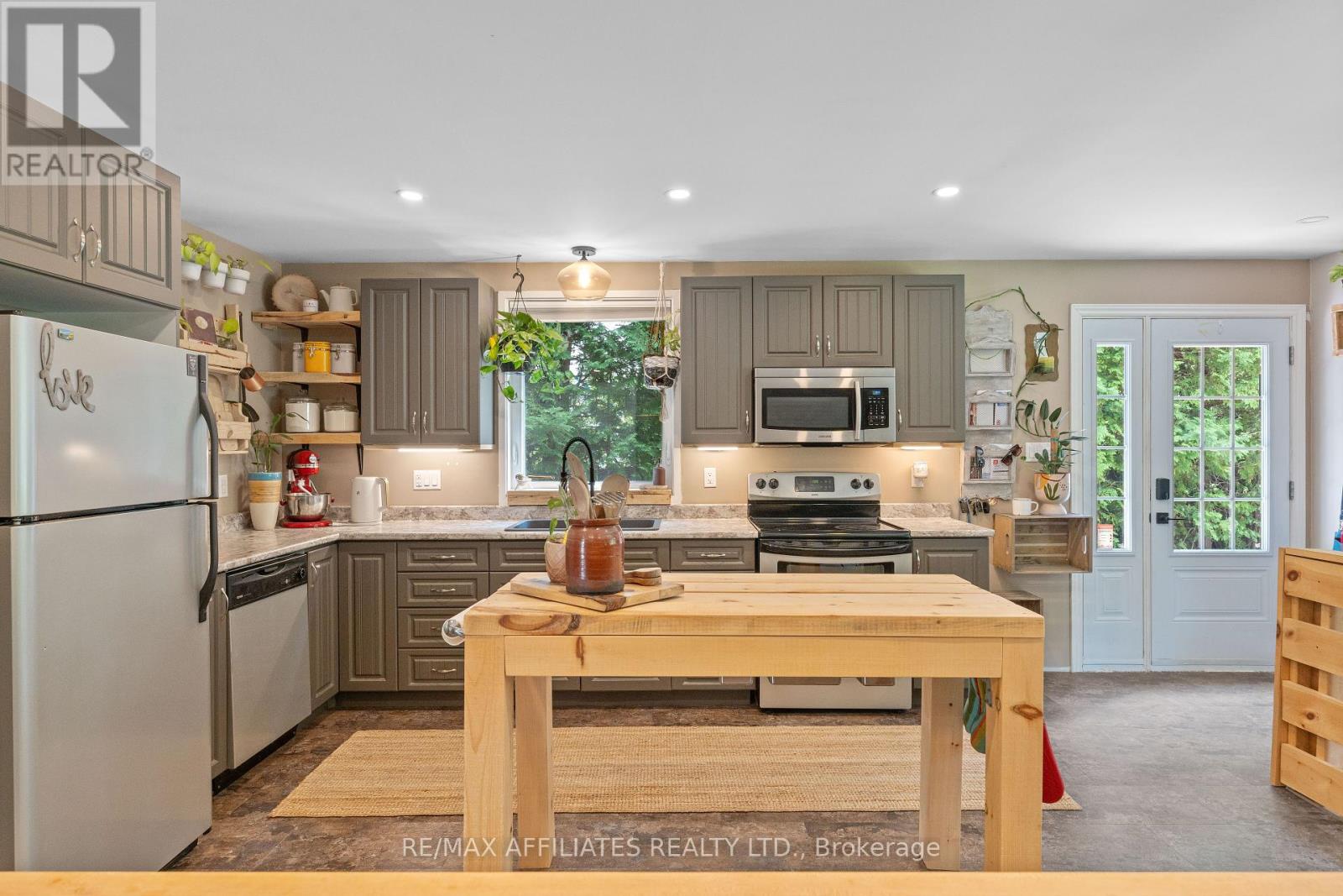 Photo 9 of 2292 Eady Road, Horton ON