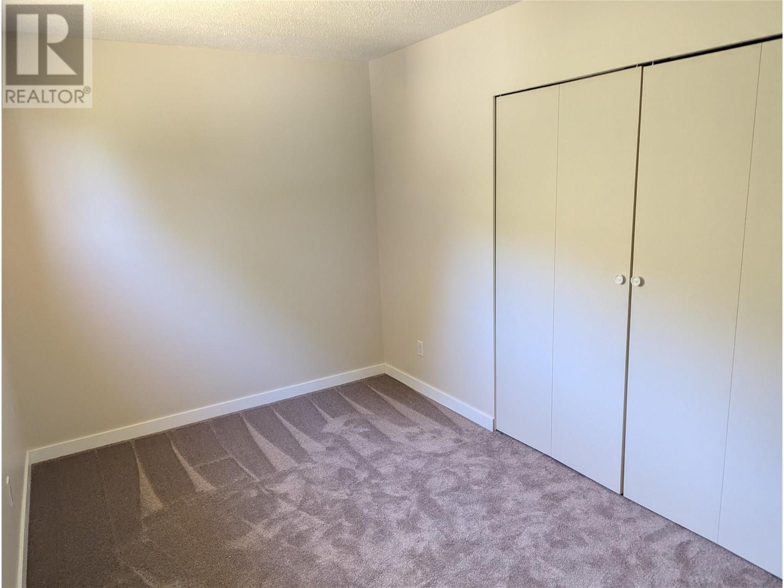 Photo 22 of 1087 Monterey Court, Kelowna BC