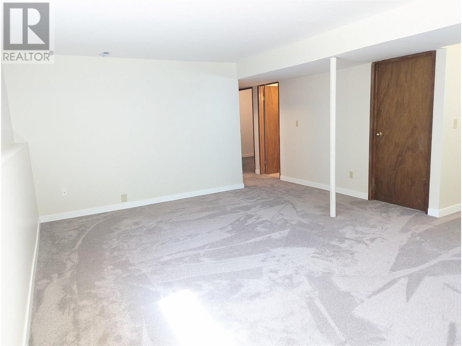 Photo 27 of 1087 Monterey Court, Kelowna BC