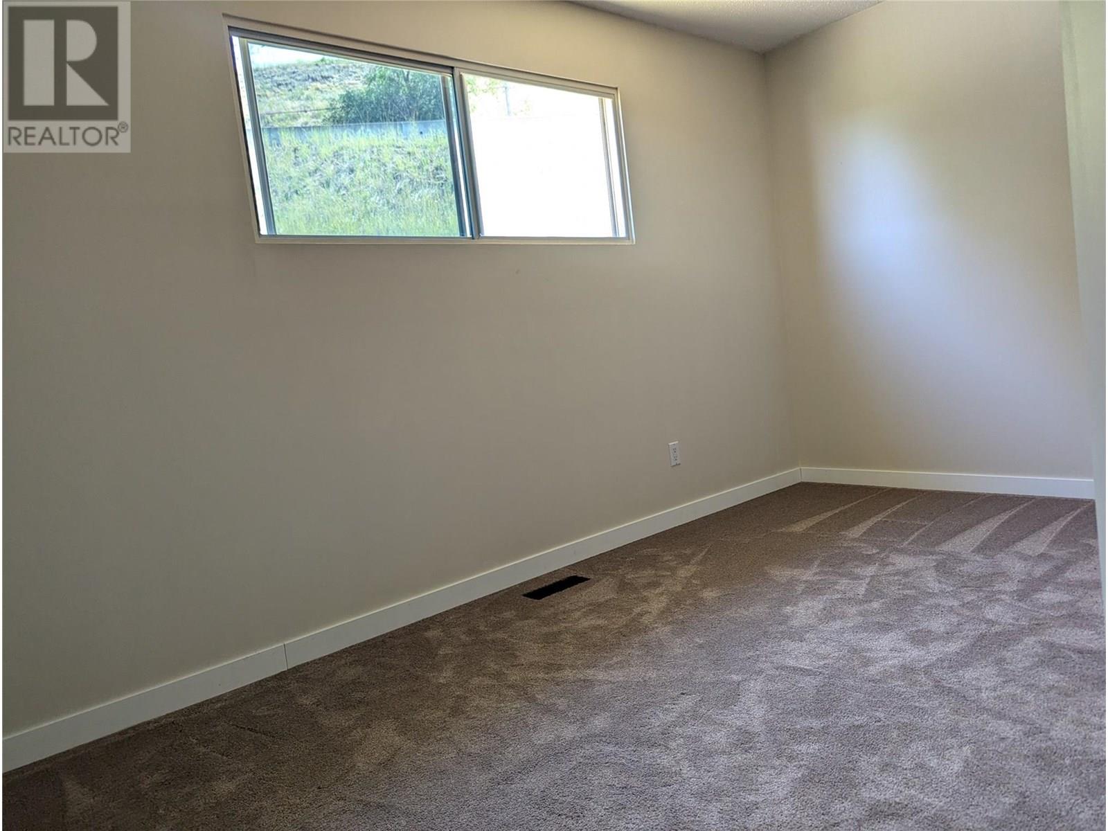 Photo 20 of 1087 Monterey Court, Kelowna BC