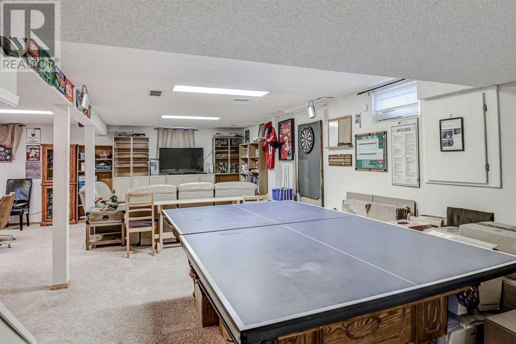 Single Family House for Sale in  Lake Simcoe Close SE Lake Bonavista Calgary 