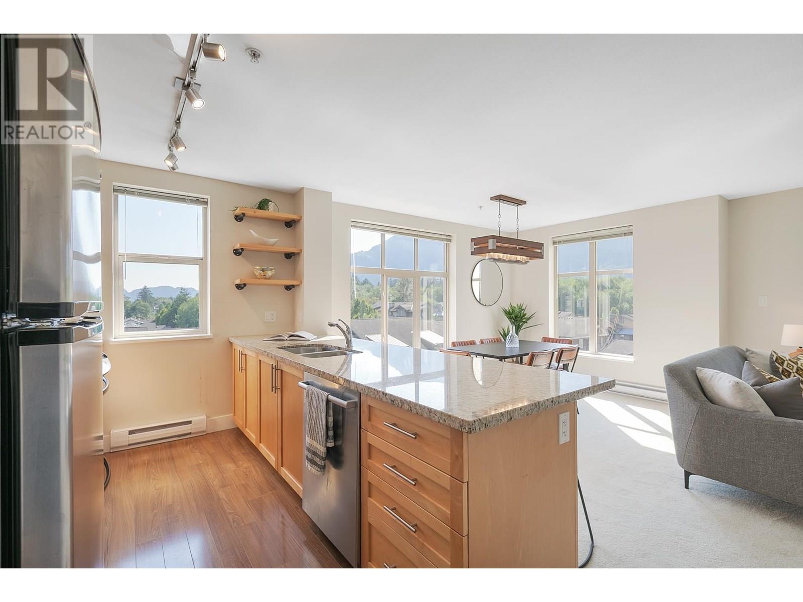 Photo 2 of 401 1211 Village Green Way, Squamish BC
