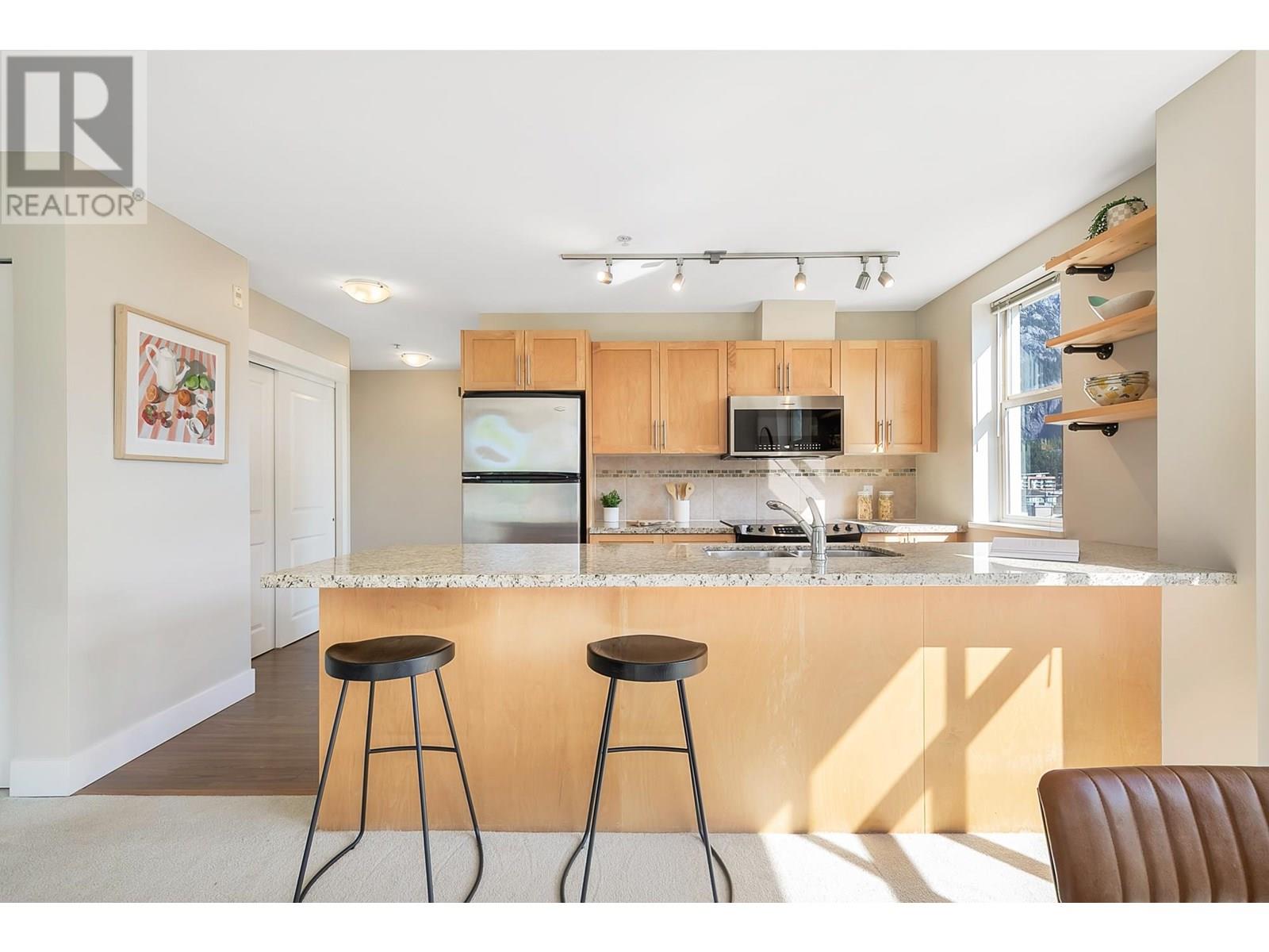 Photo 7 of 401 1211 Village Green Way, Squamish BC