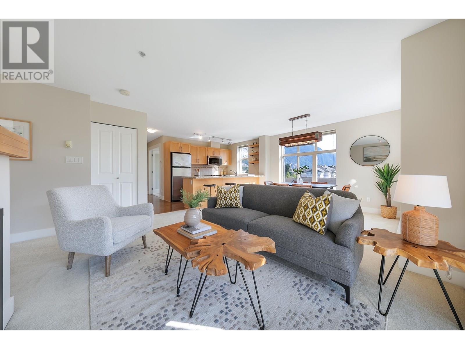 Photo 18 of 401 1211 Village Green Way, Squamish BC