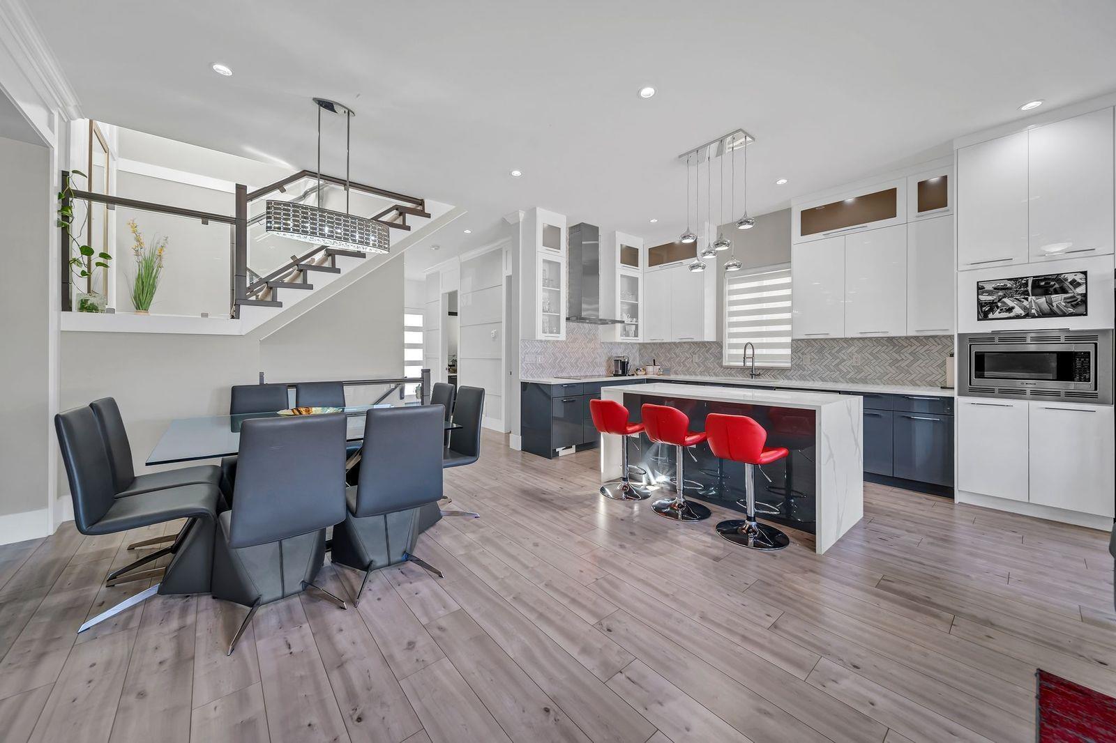 Photo 8 of 14039 59 A Avenue, Surrey BC