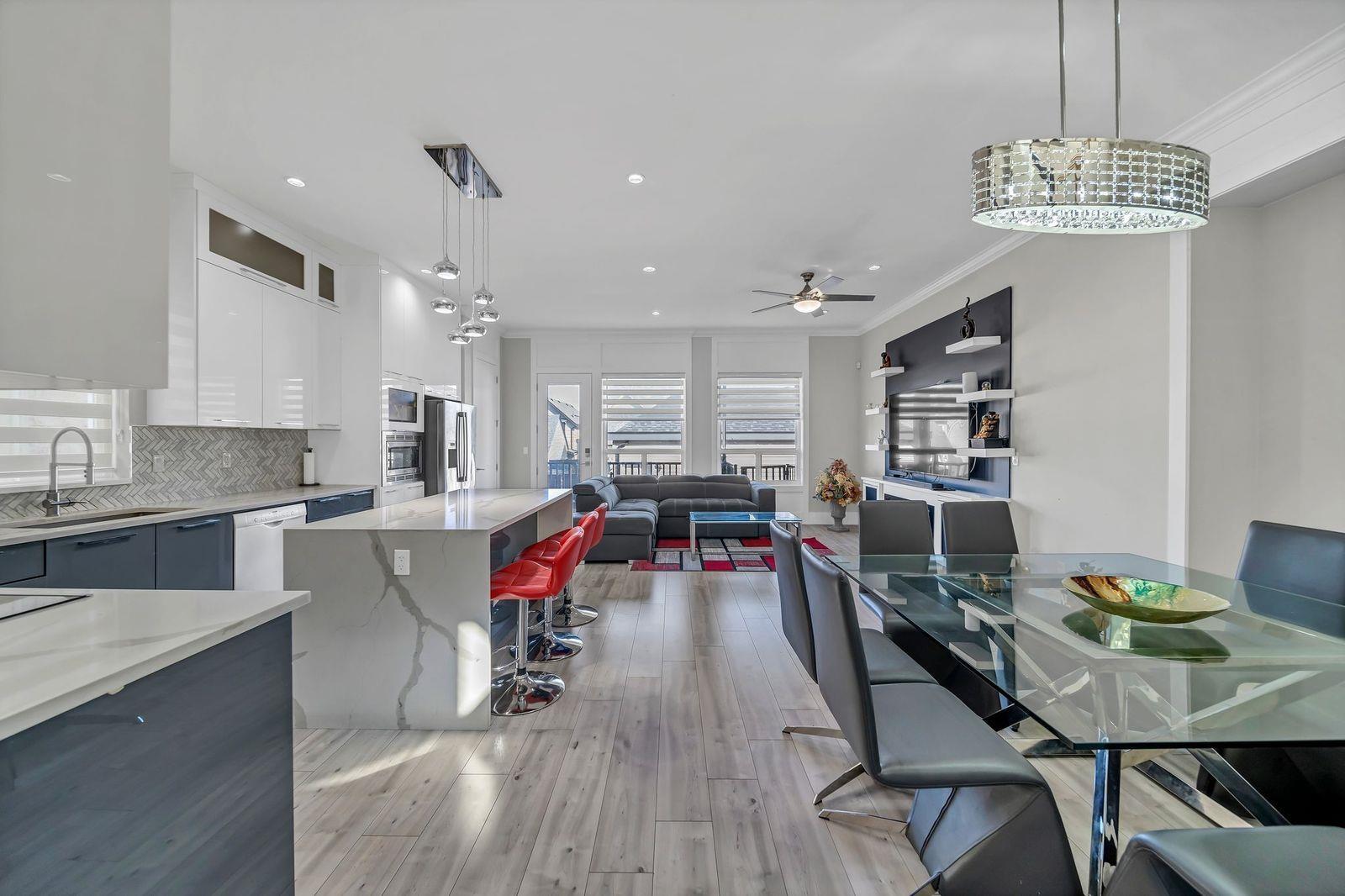 Photo 6 of 14039 59 A Avenue, Surrey BC