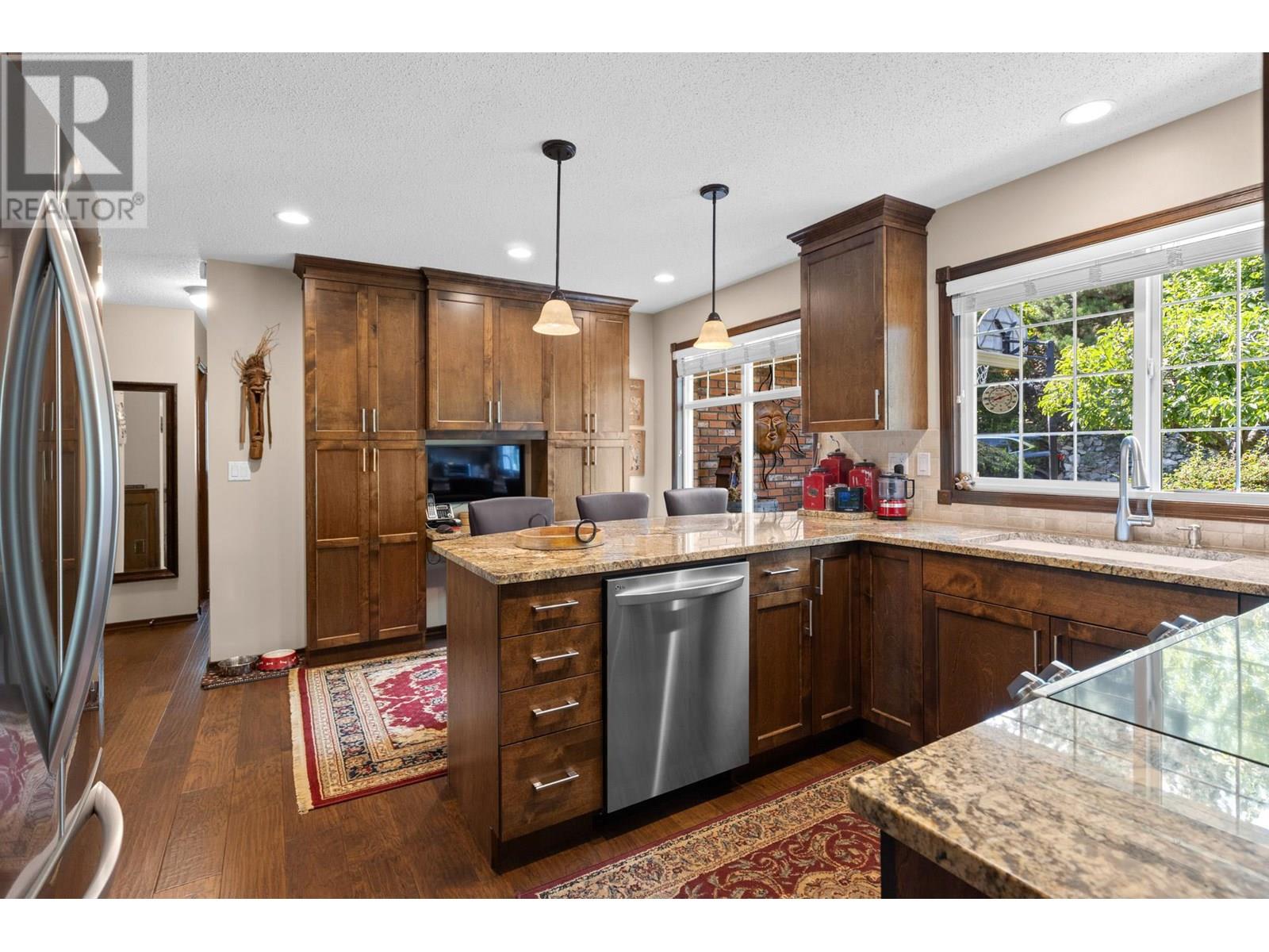 Photo 11 of 13 Alameda Court, Kelowna BC