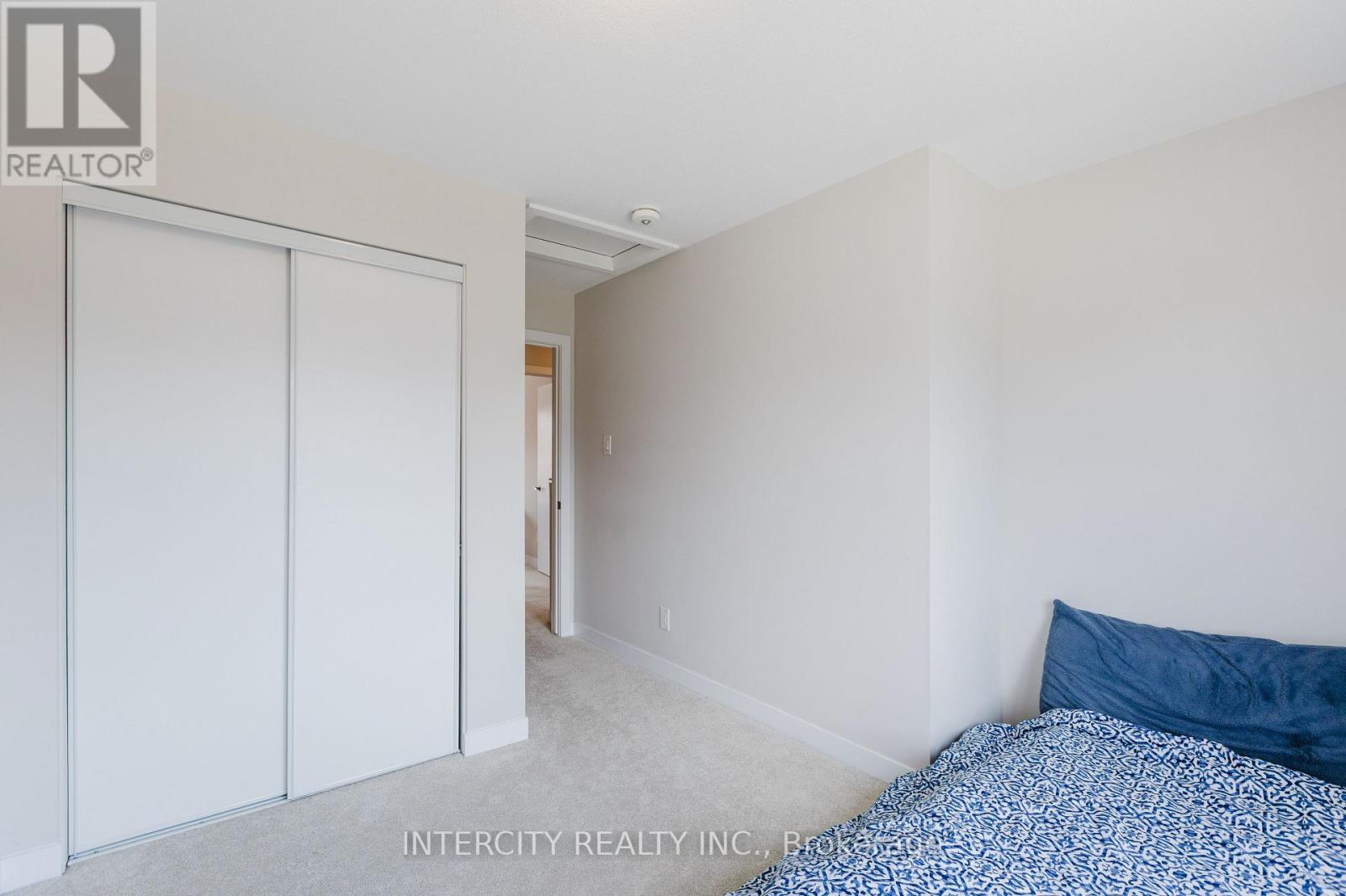 Photo 2 of 187 Conservancy Drive, Ottawa ON