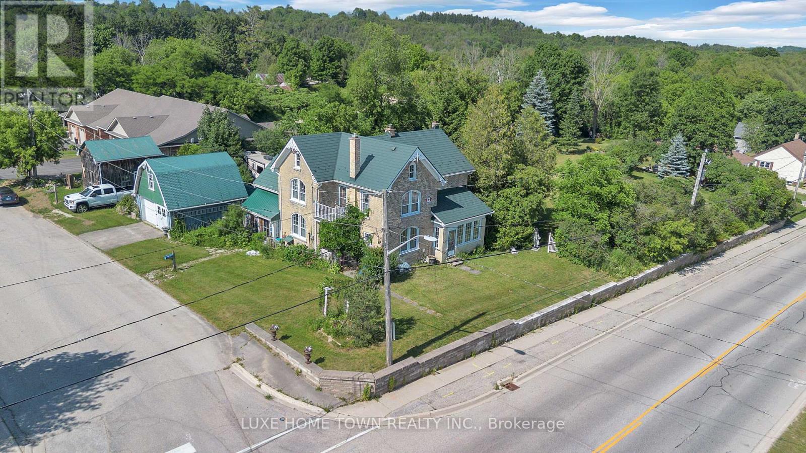 Photo 1 of 402 Lambton Street E, West Grey ON