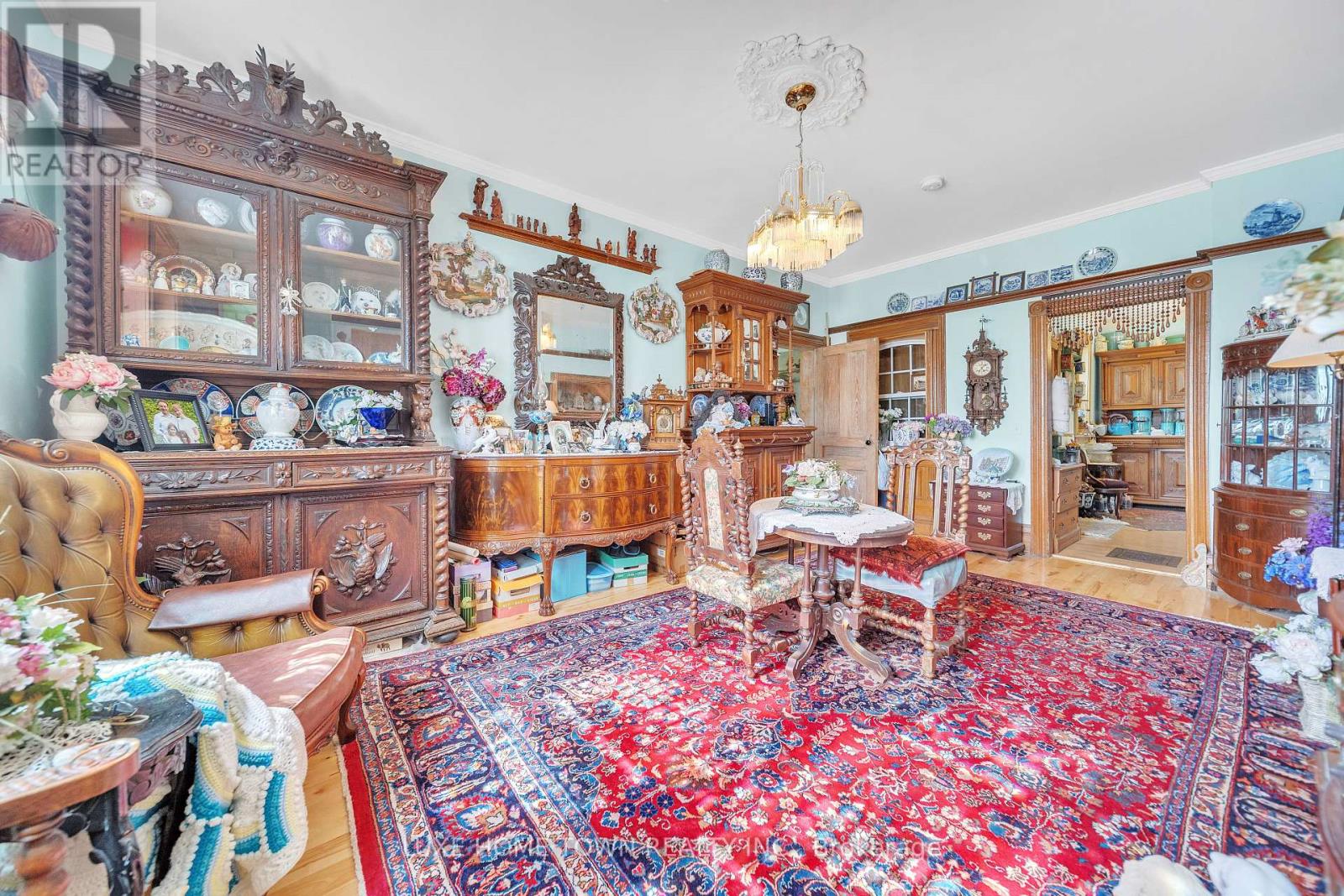 Photo 14 of 402 Lambton Street E, West Grey ON