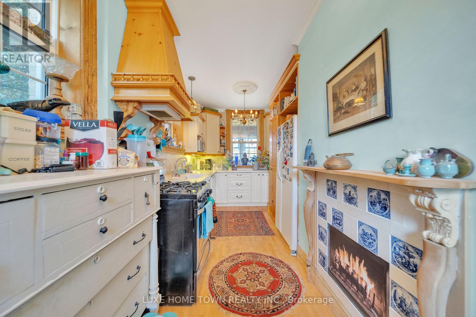 Photo 17 of 402 Lambton Street E, West Grey ON