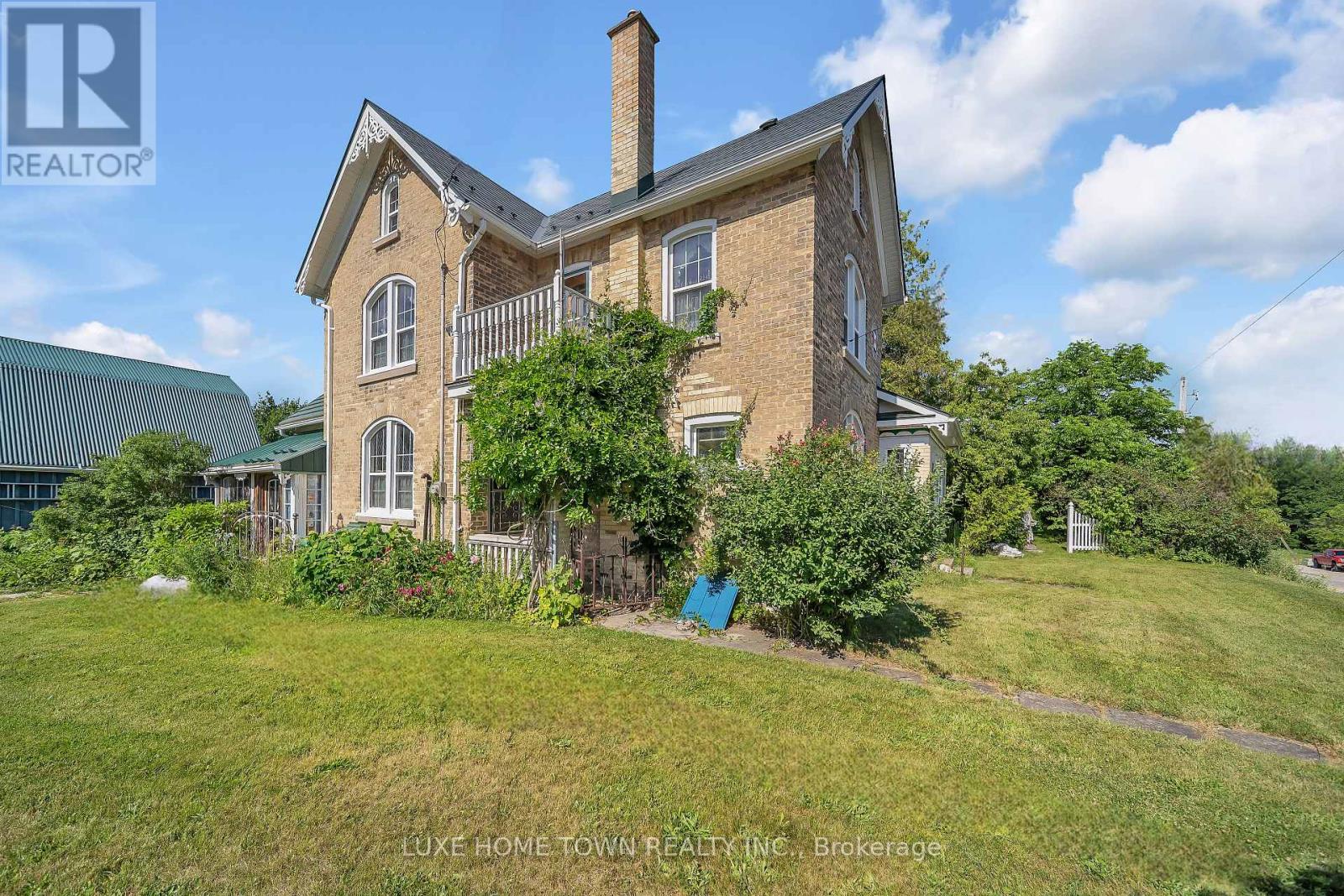 Photo 2 of 402 Lambton Street E, West Grey ON
