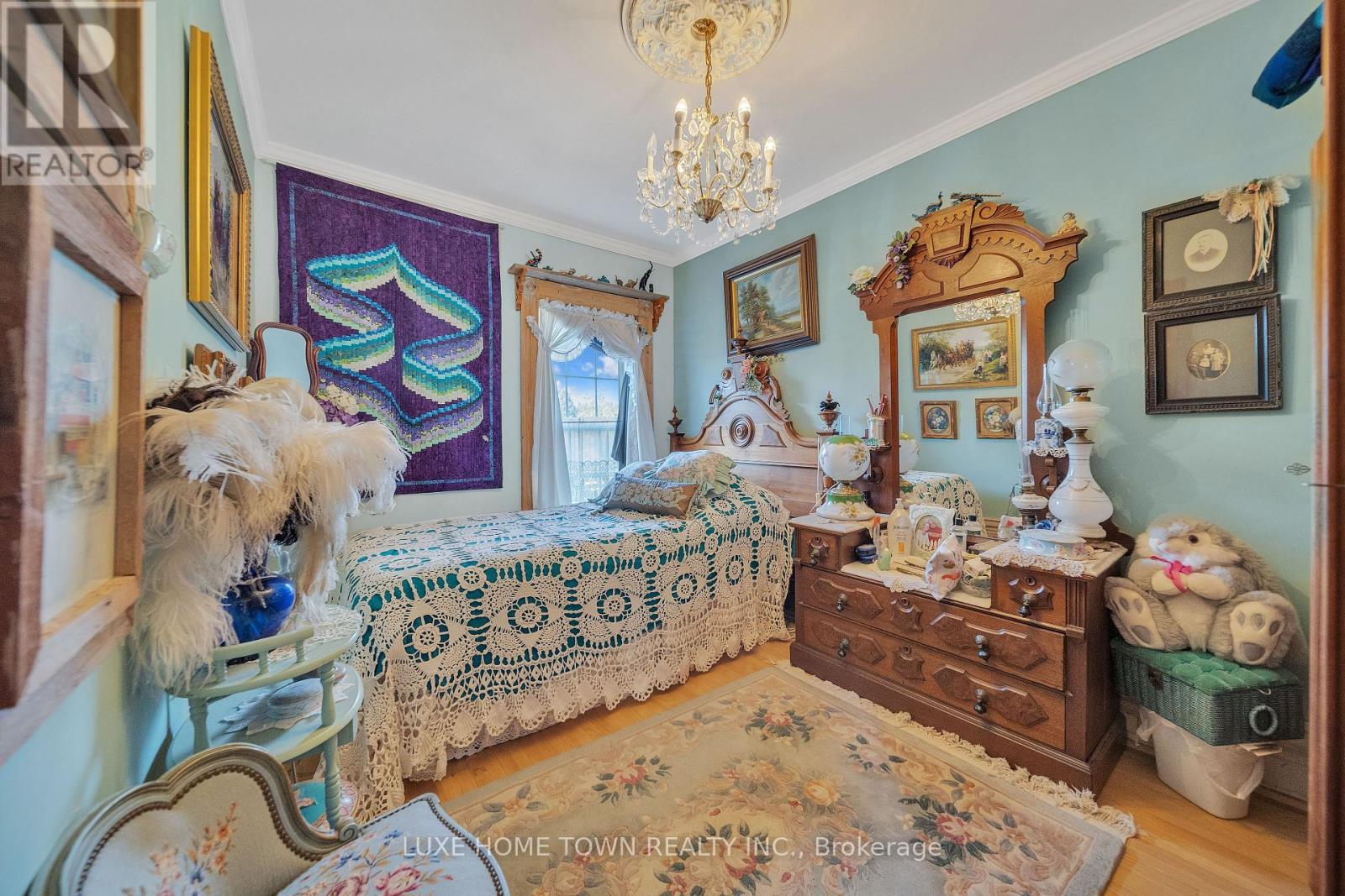Photo 24 of 402 Lambton Street E, West Grey ON