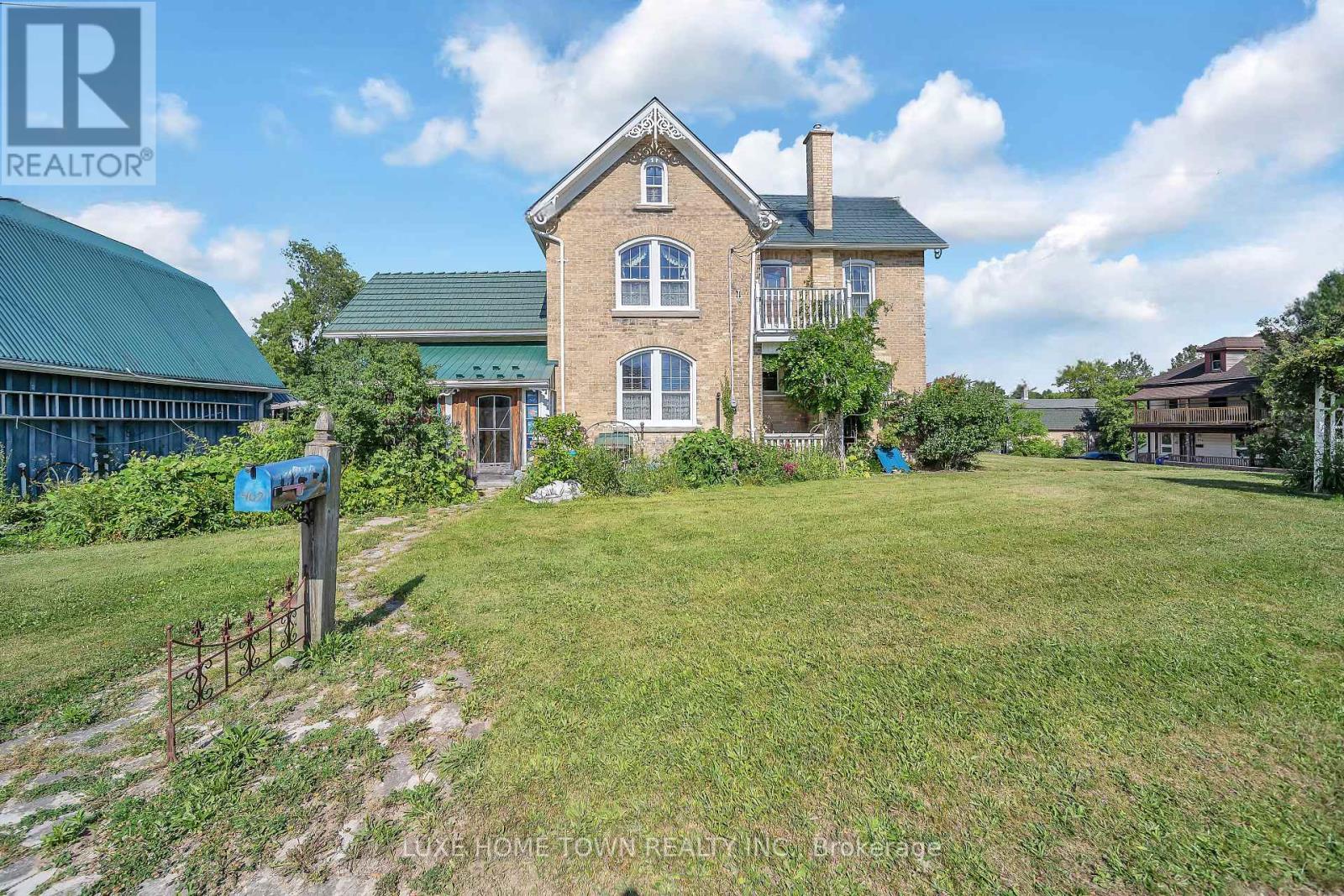 Photo 4 of 402 Lambton Street E, West Grey ON