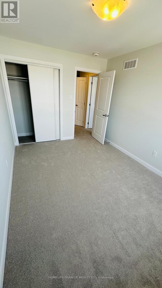Photo 9 of 755 Fairline Row, Ottawa ON