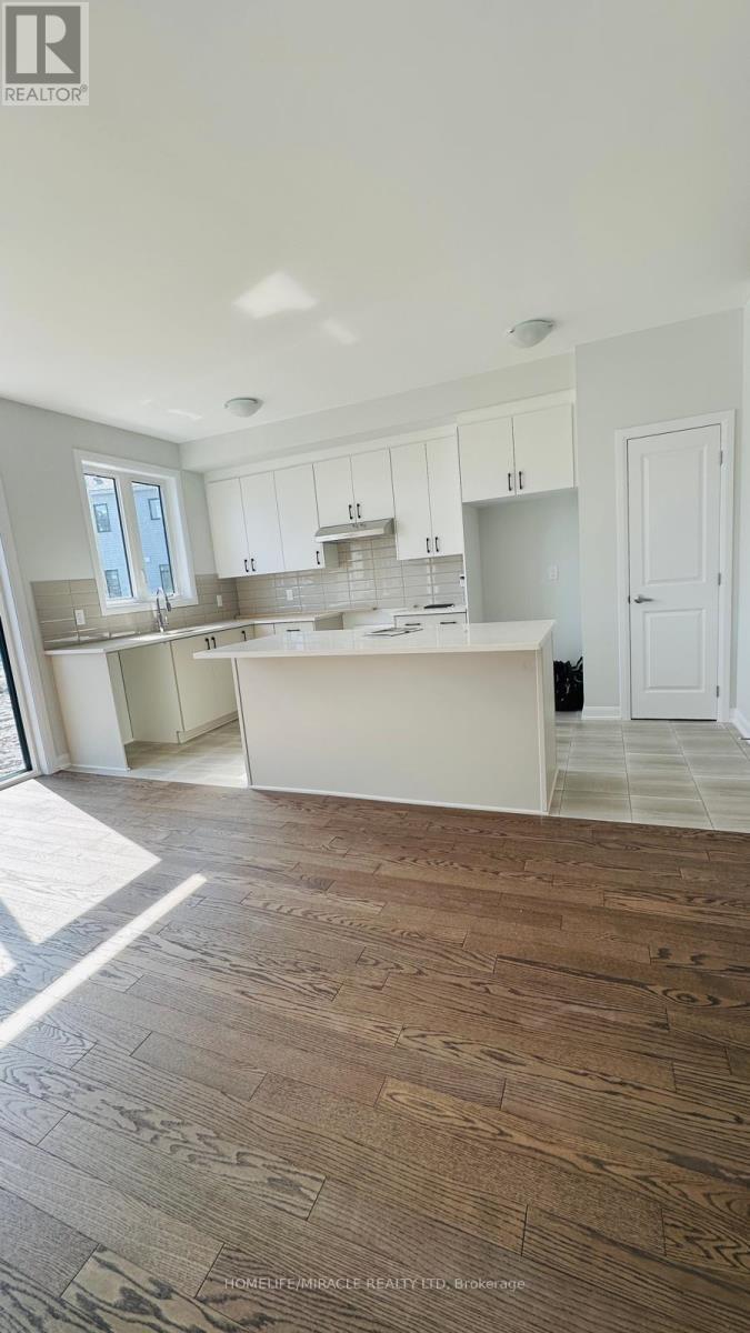 Photo 22 of 755 Fairline Row, Ottawa ON