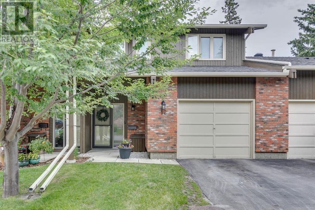 Single Family House for Sale in   Brookpark Boulevard SW Braeside Calgary 