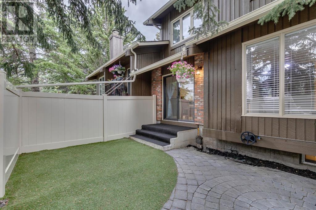 Single Family House for Sale in   Brookpark Boulevard SW Braeside Calgary 