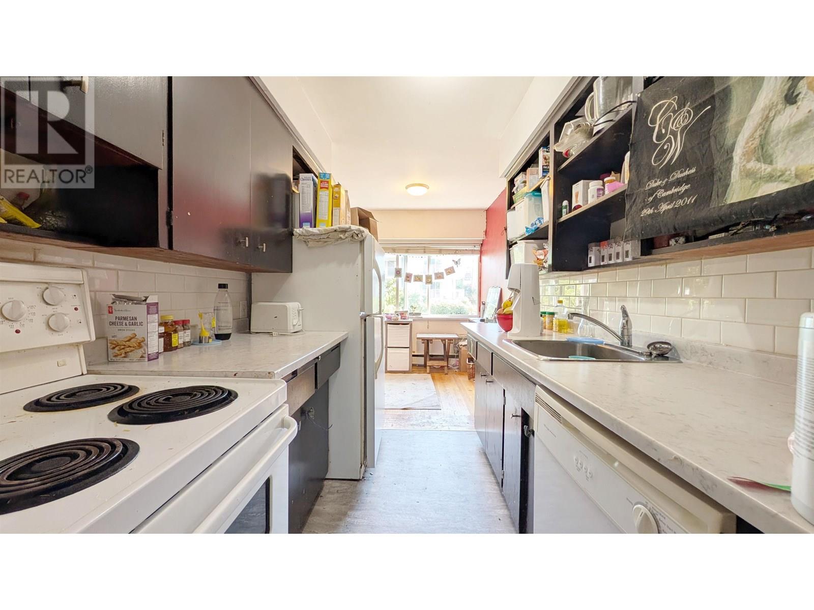Photo 5 of 101 1075 W 13 Th Avenue, Vancouver BC