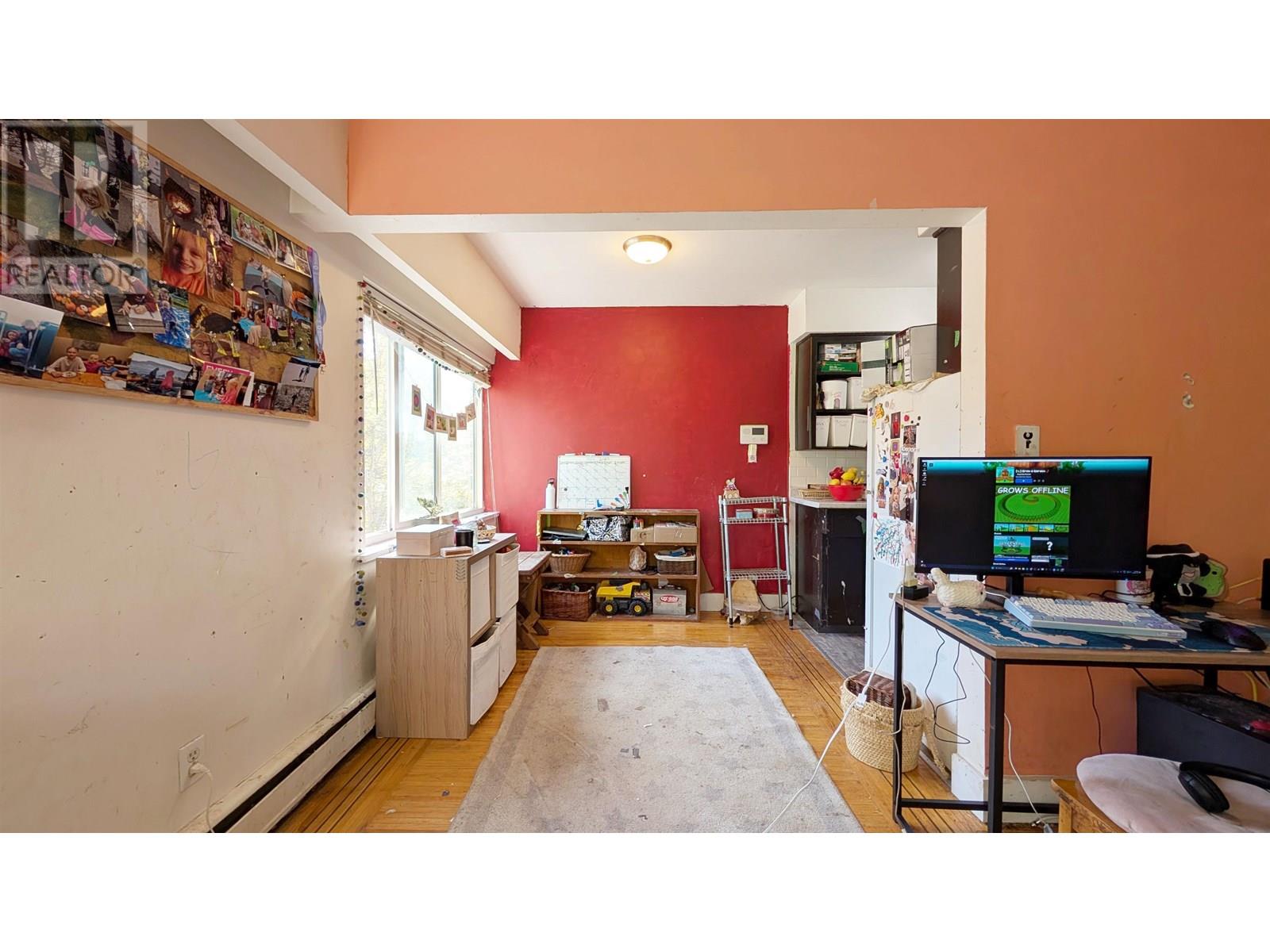 Photo 4 of 101 1075 W 13 Th Avenue, Vancouver BC
