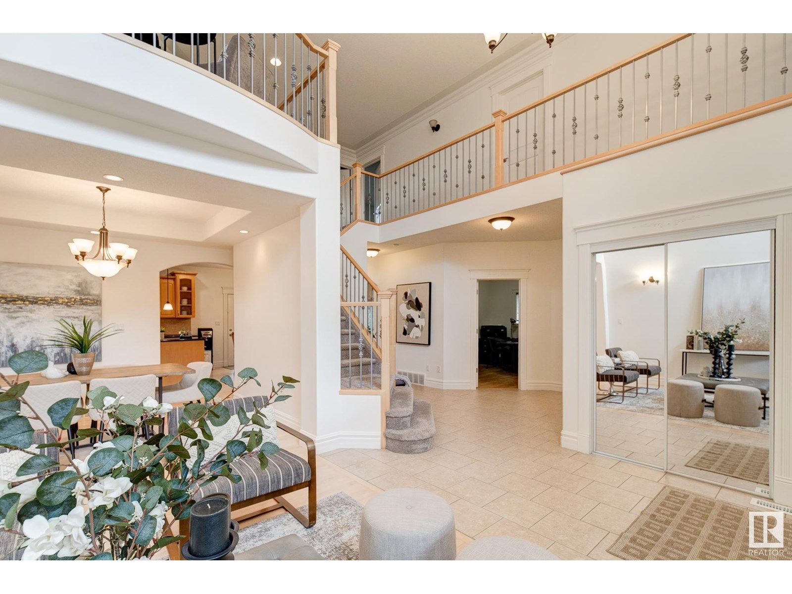 Photo 5 of 3020 Macneil Wy Nw, Edmonton AB