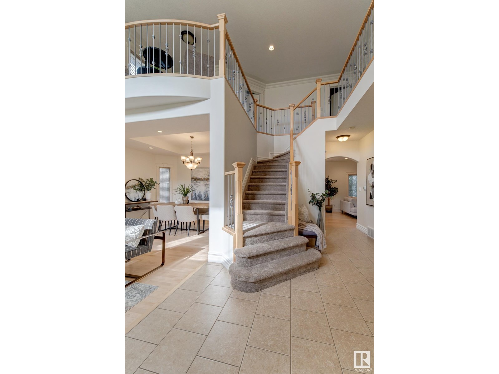 Photo 32 of 3020 Macneil Wy Nw, Edmonton AB