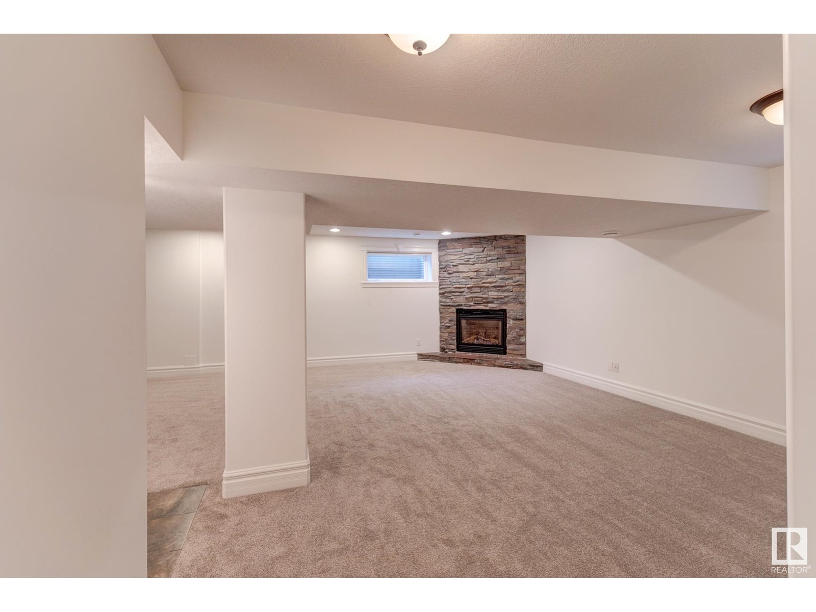 Photo 60 of 3020 Macneil Wy Nw, Edmonton AB