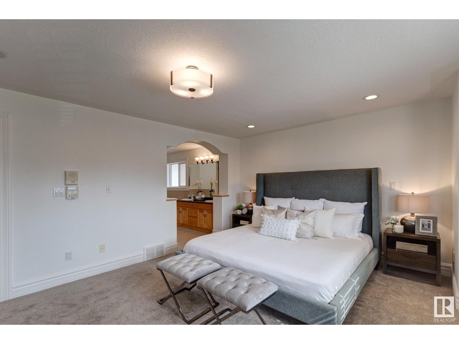 Photo 44 of 3020 Macneil Wy Nw, Edmonton AB
