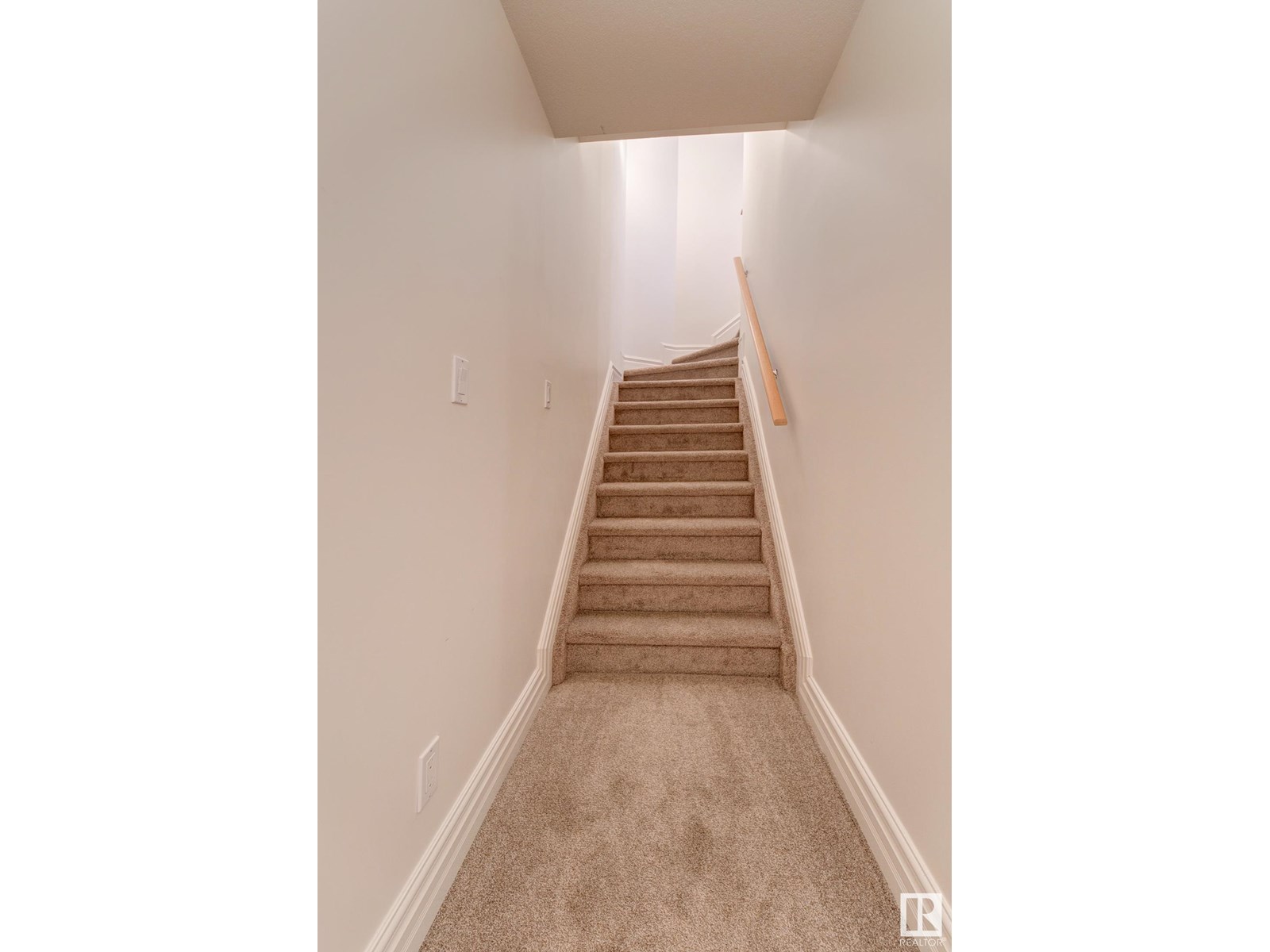 Photo 59 of 3020 Macneil Wy Nw, Edmonton AB