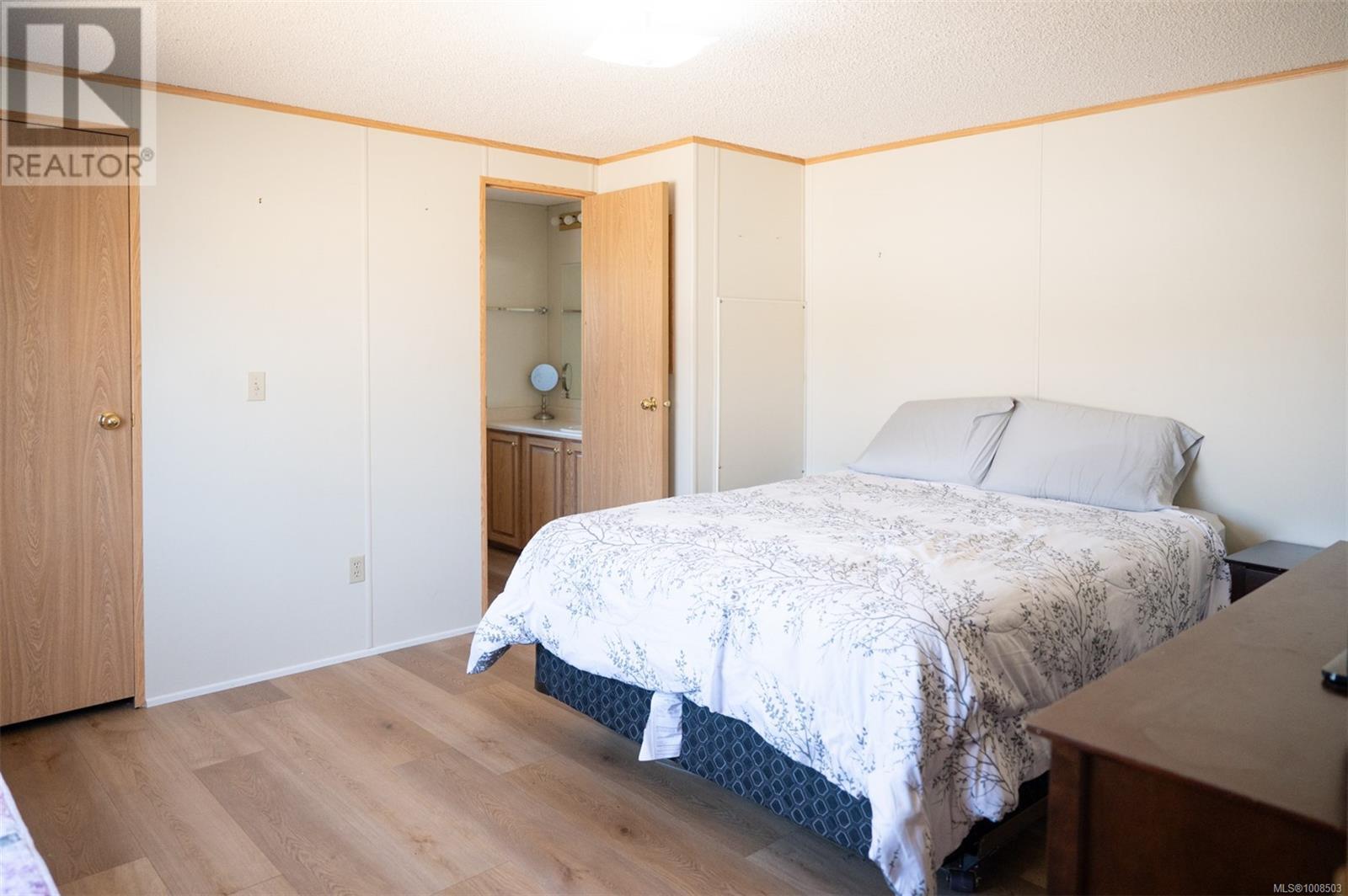 Photo 25 of 32 450 Stanford Ave E, Parksville BC