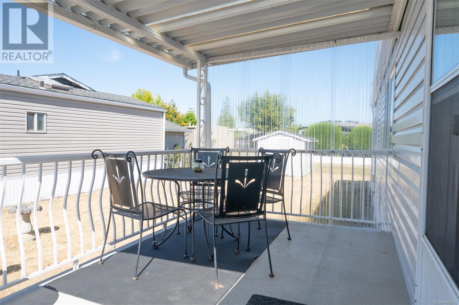 Photo 22 of 32 450 Stanford Ave E, Parksville BC