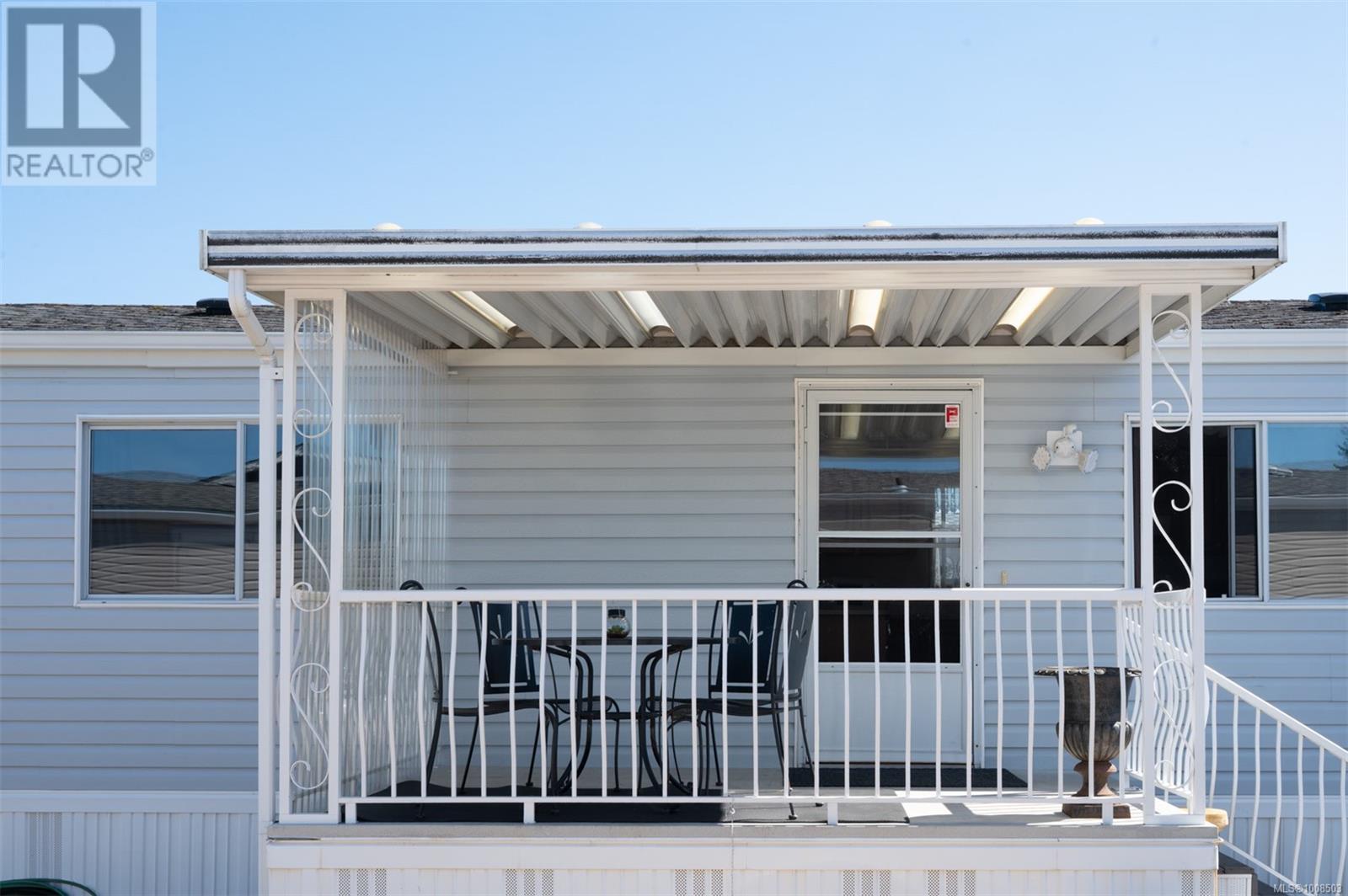 Photo 21 of 32 450 Stanford Ave E, Parksville BC
