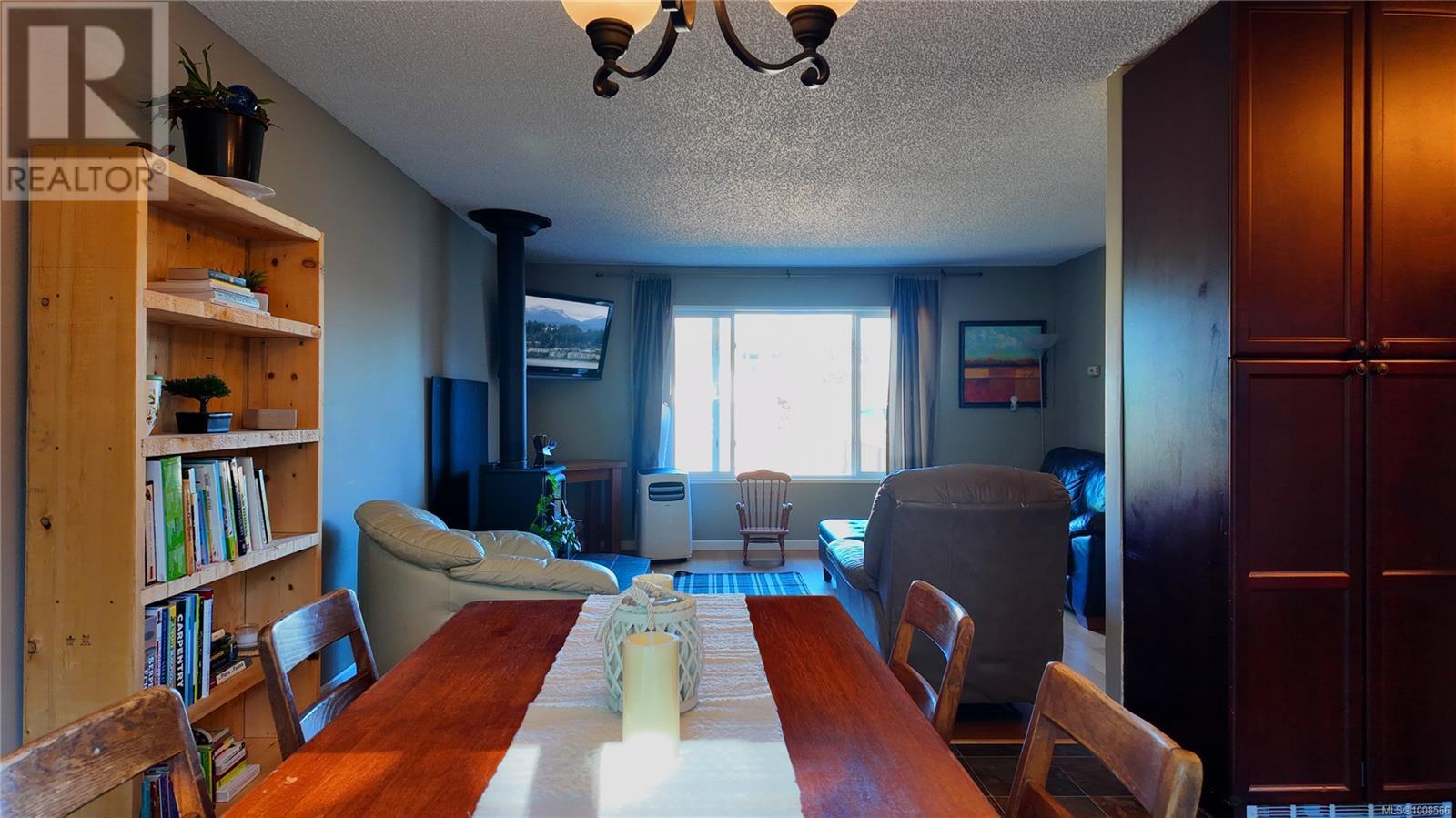 3000 Country Close, Campbell River