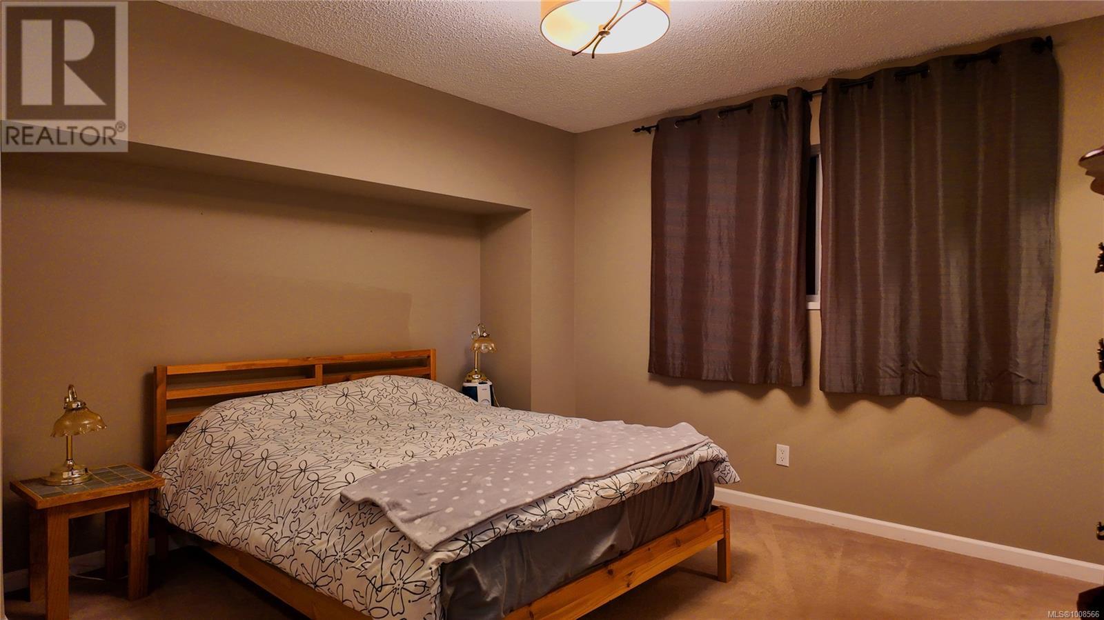 3000 Country Close, Campbell River
