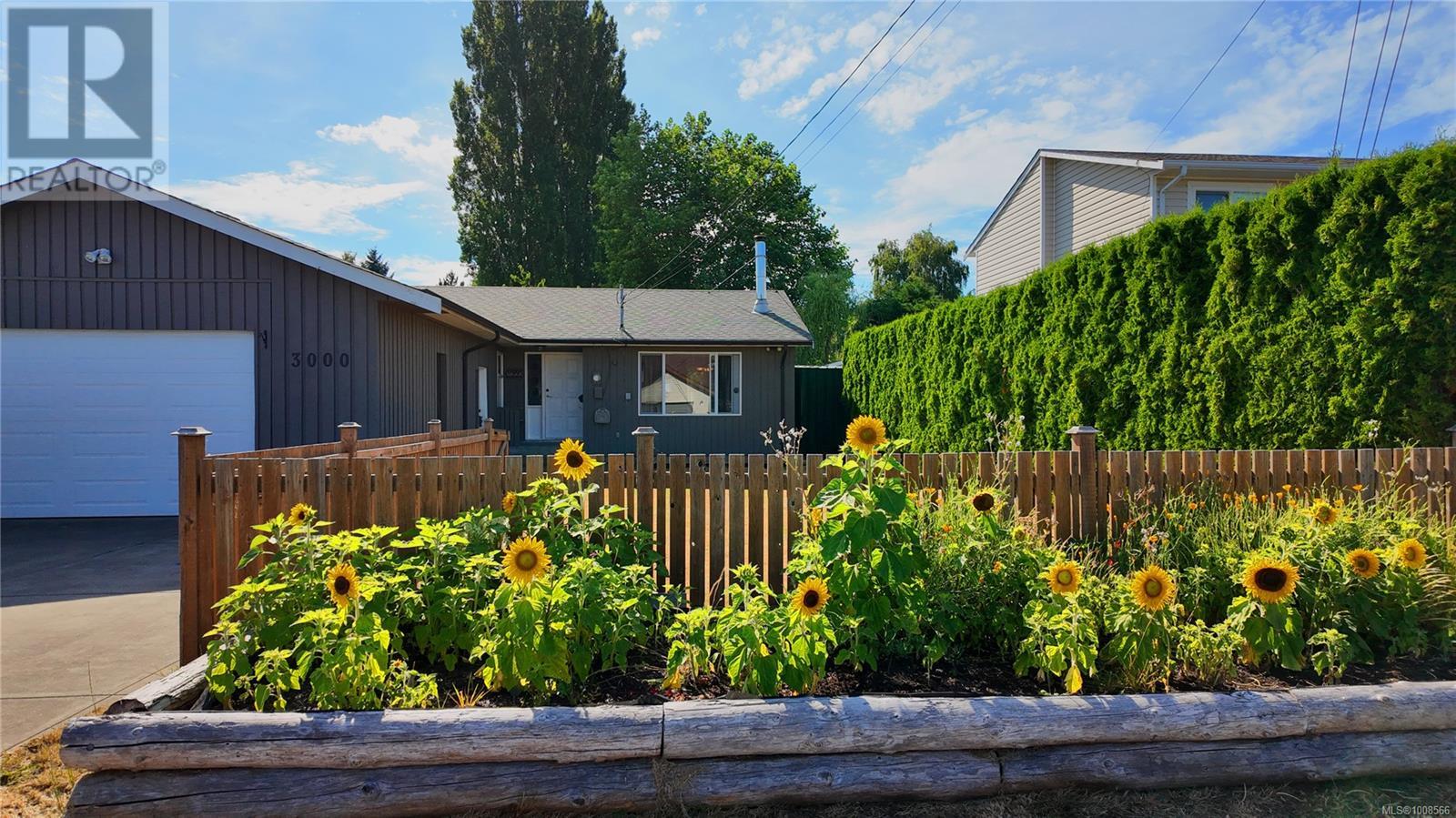 3000 Country Close, Campbell River