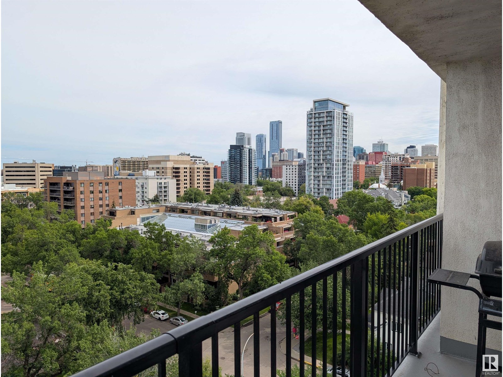 Photo 16 of 1007 11307 99 Av Nw, Edmonton AB