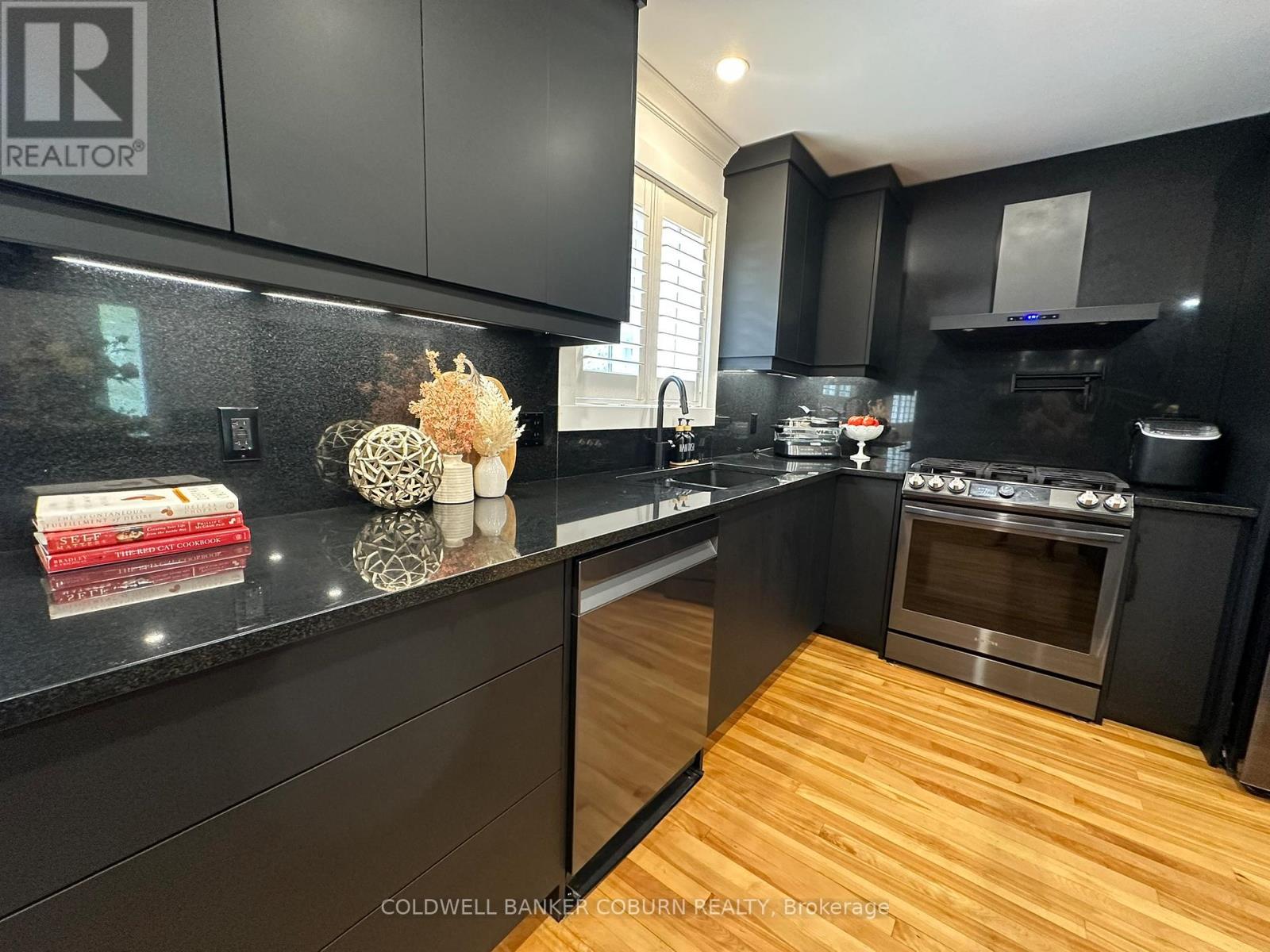 Photo 26 of 710 Hyndman Road, Edwardsburgh Cardinal ON