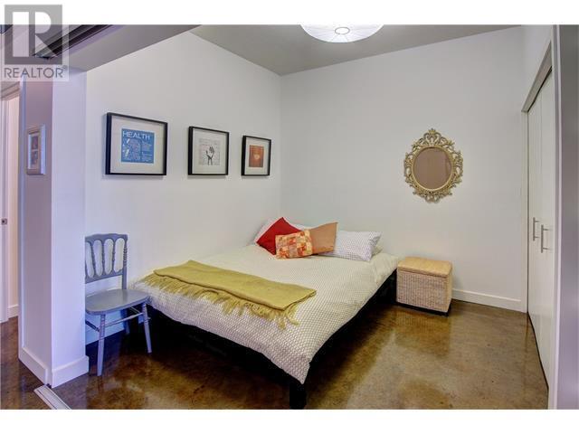 2011, 135 13 AVENUE SW - Image 24