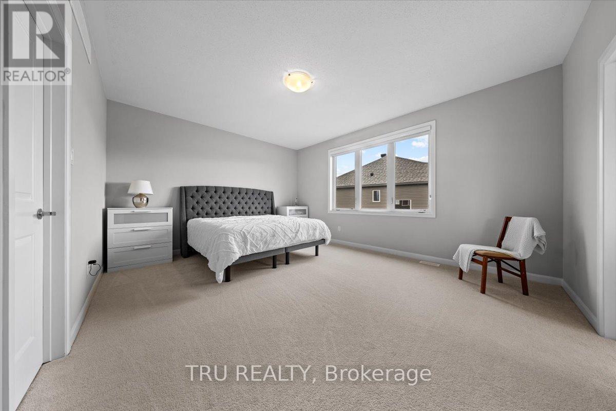 Photo 25 of 618 Galarneau Way, Ottawa ON