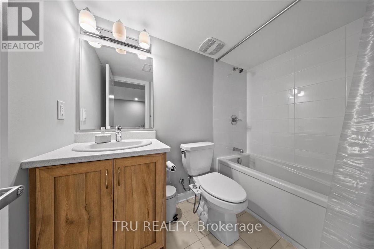 Photo 34 of 618 Galarneau Way, Ottawa ON
