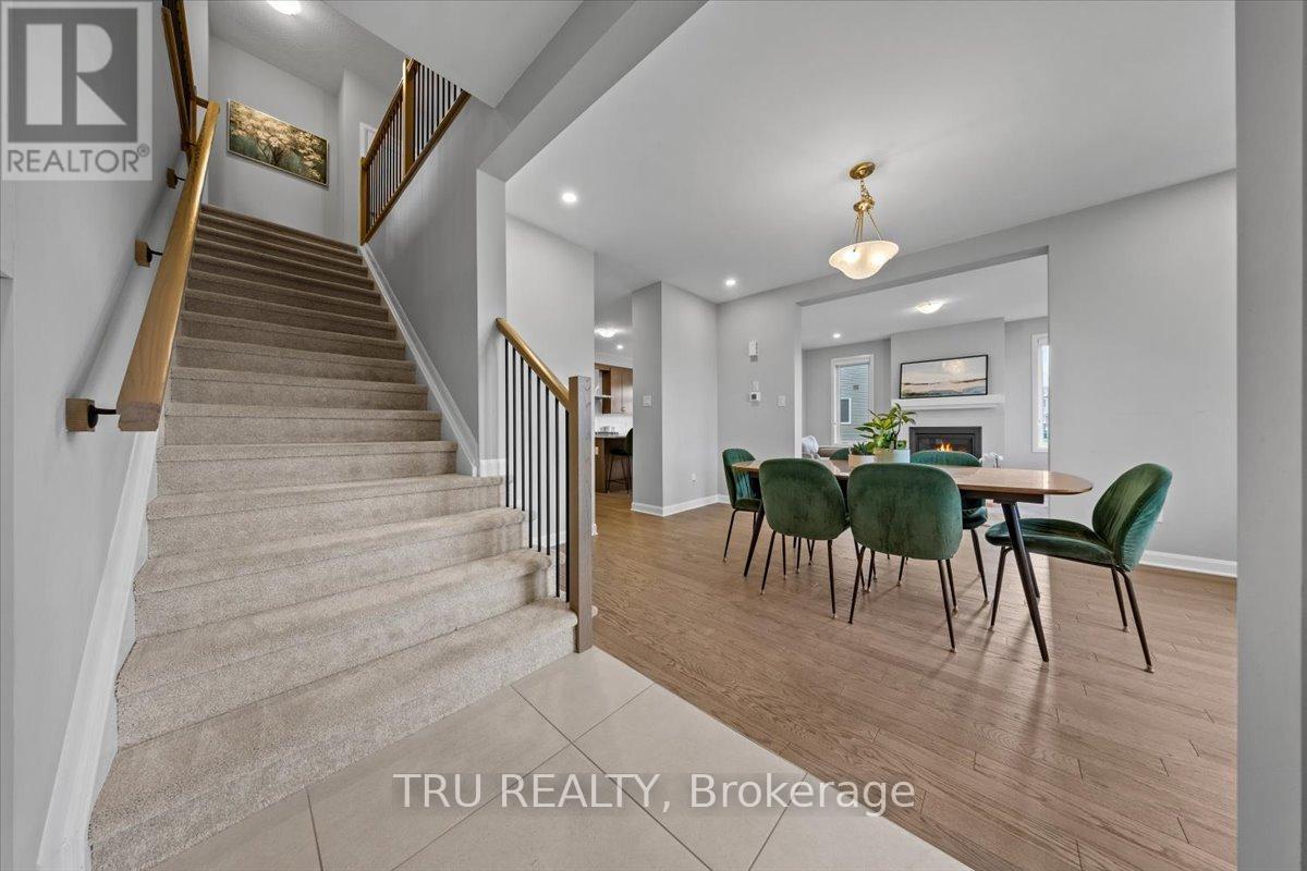 Photo 7 of 618 Galarneau Way, Ottawa ON