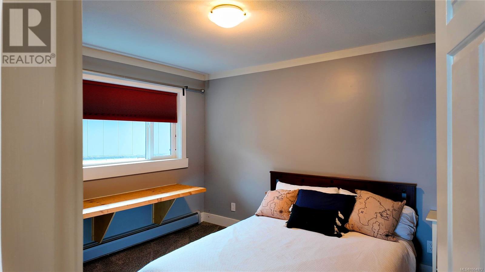 699 Galerno Rd, Campbell River