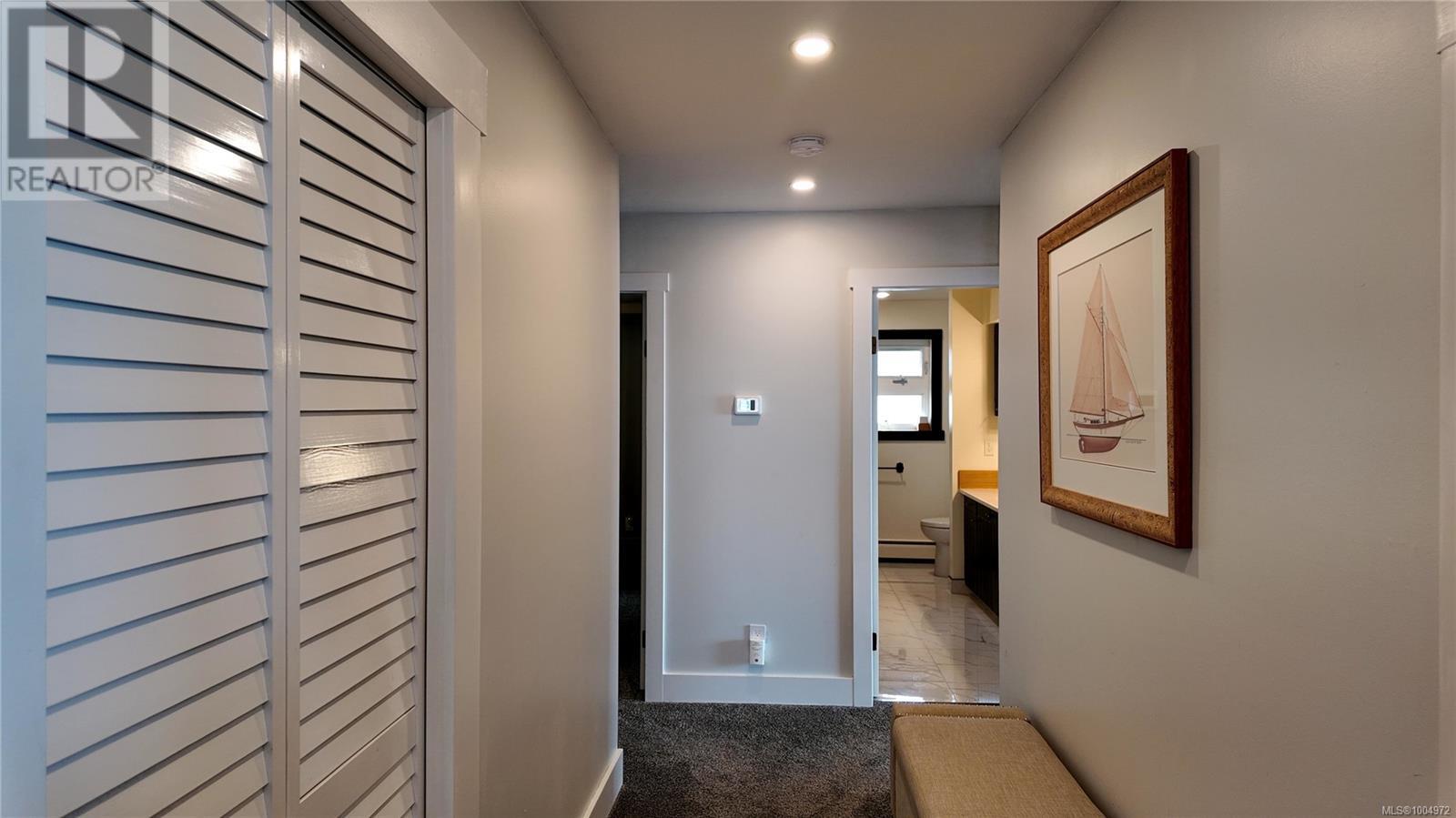 699 Galerno Rd, Campbell River