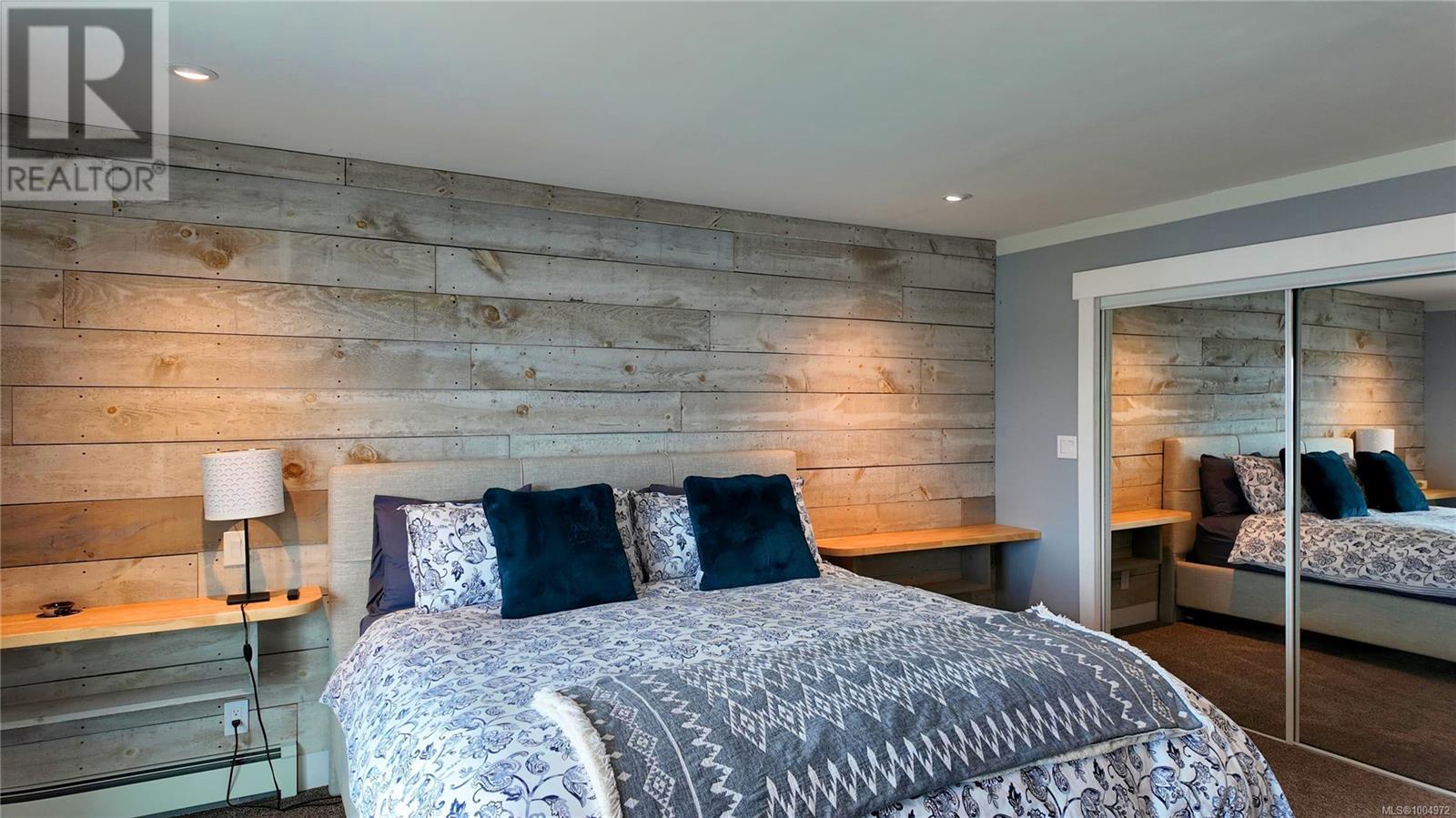 699 Galerno Rd, Campbell River