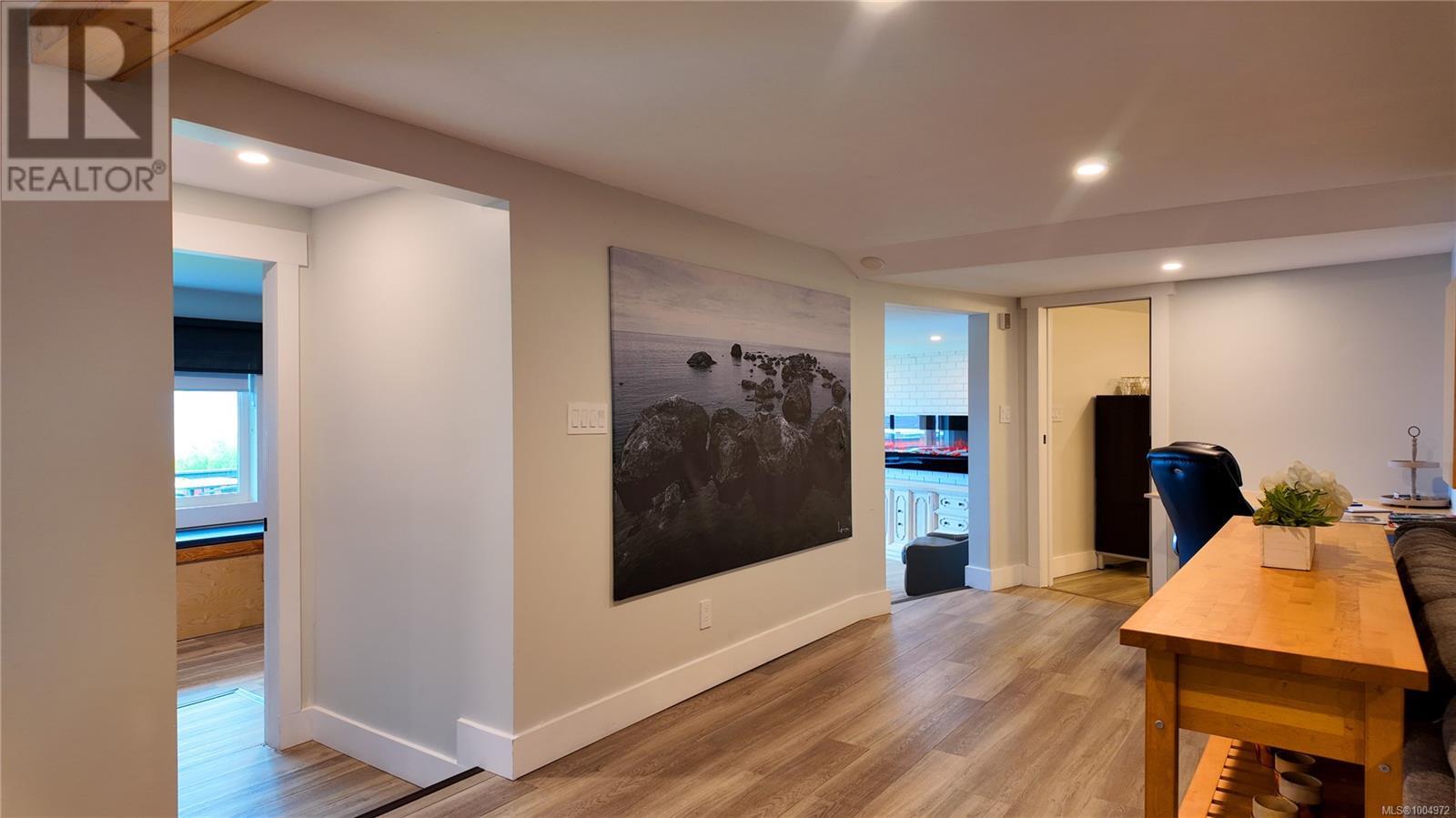 699 Galerno Rd, Campbell River