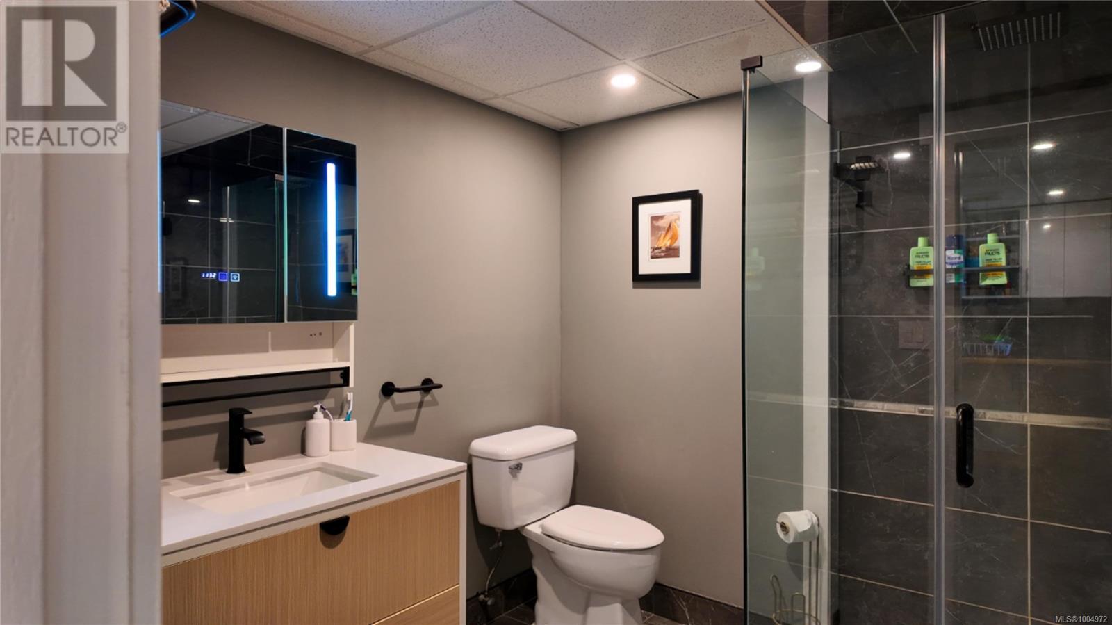 699 Galerno Rd, Campbell River